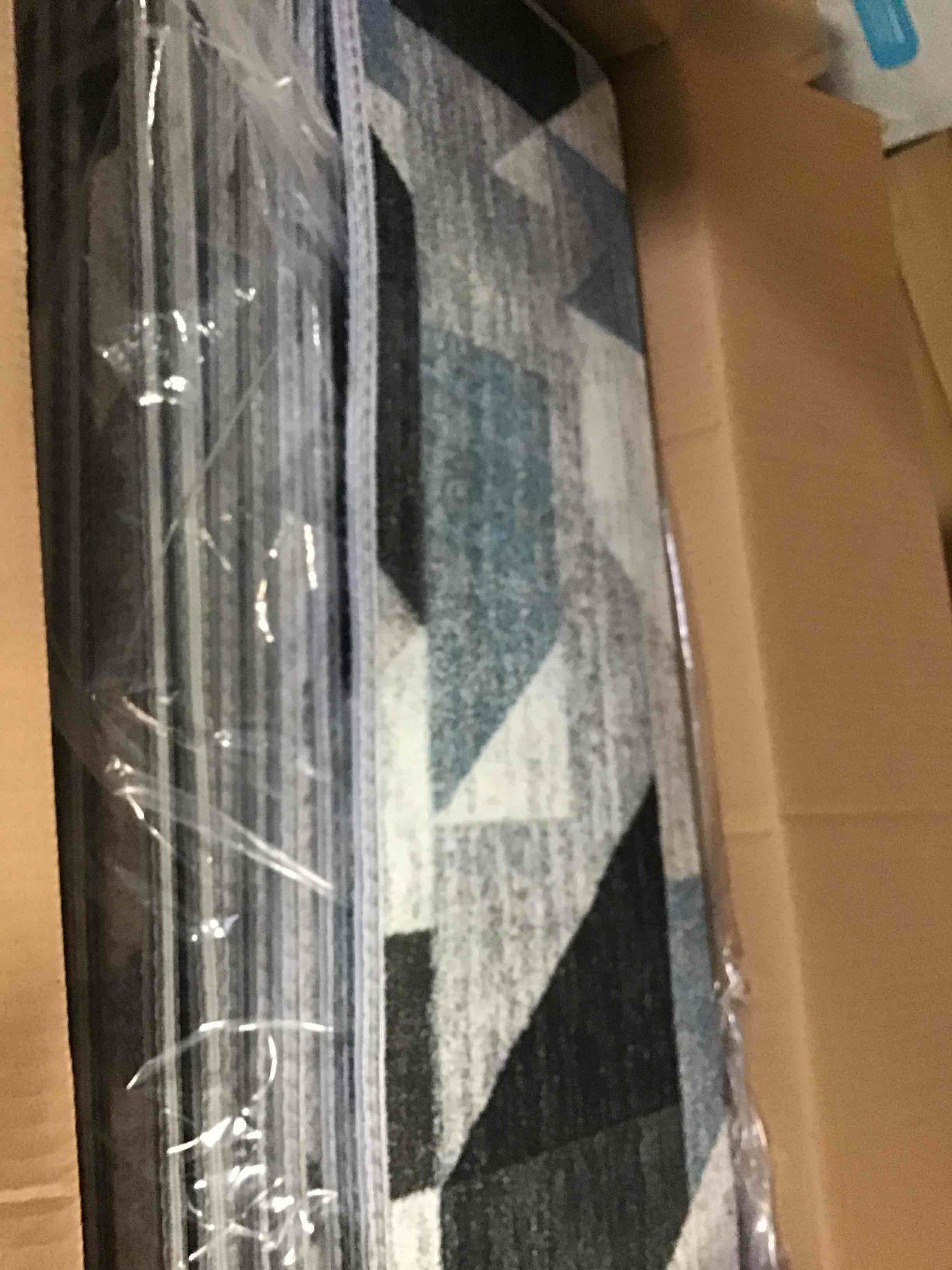 https://s3.amazonaws.com/lotting-images-prod/bidfta/RED4946957_1684435833407.jpeg