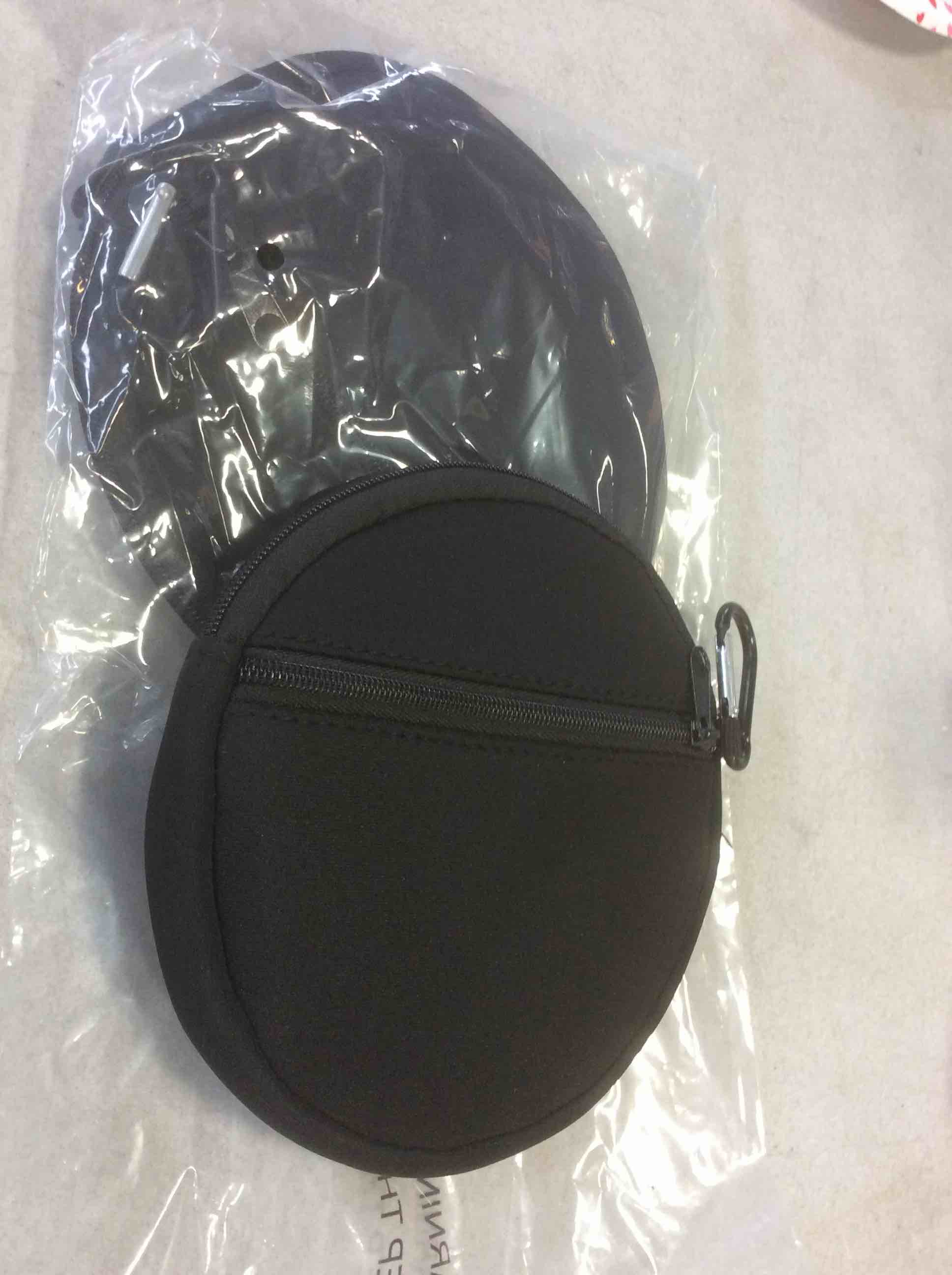 https://s3.amazonaws.com/lotting-images-prod/bidfta/RED4948503_1688052095309.jpeg
