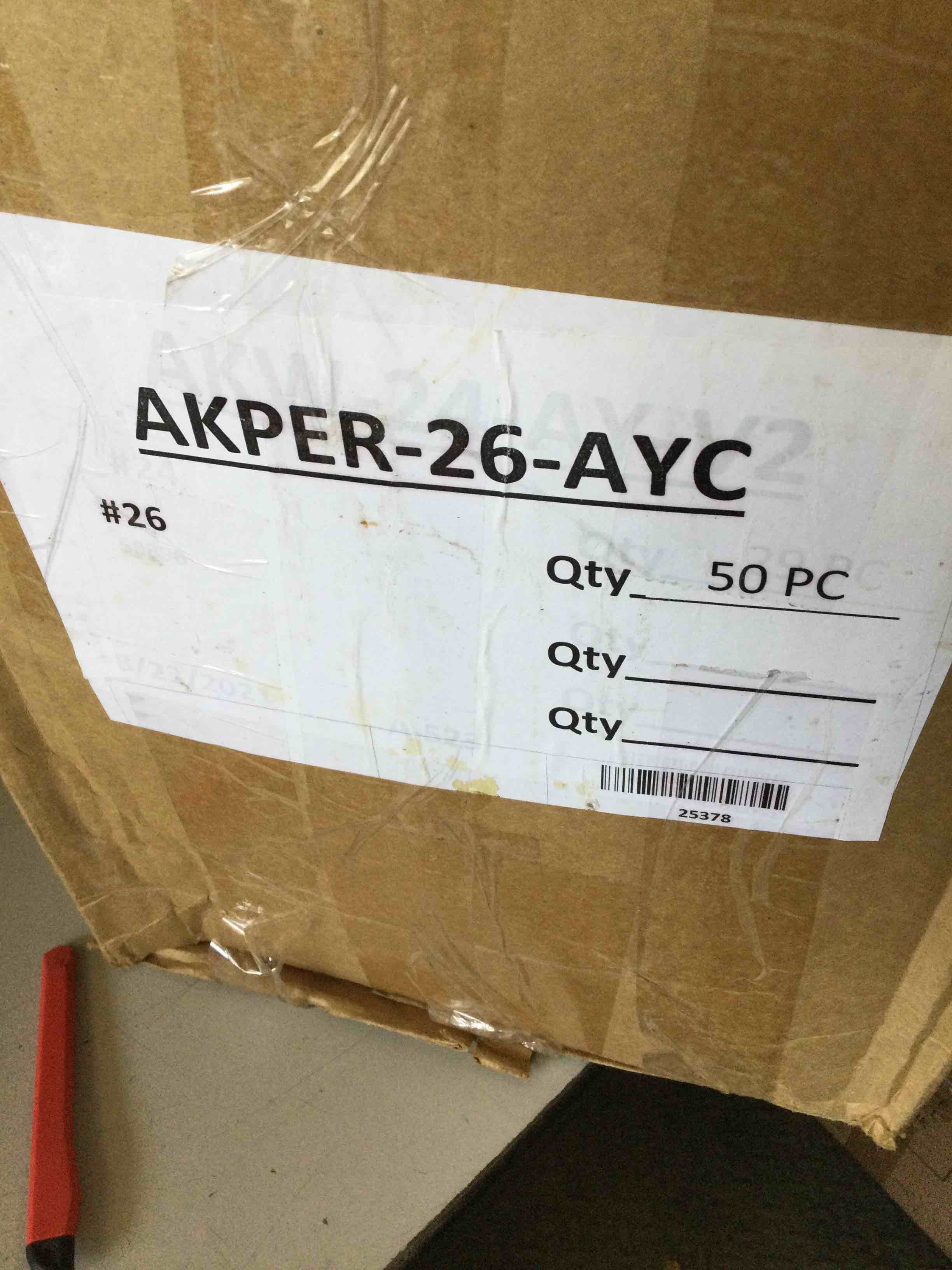 https://s3.amazonaws.com/lotting-images-prod/bidfta/RED4961927_1687350147028.jpeg