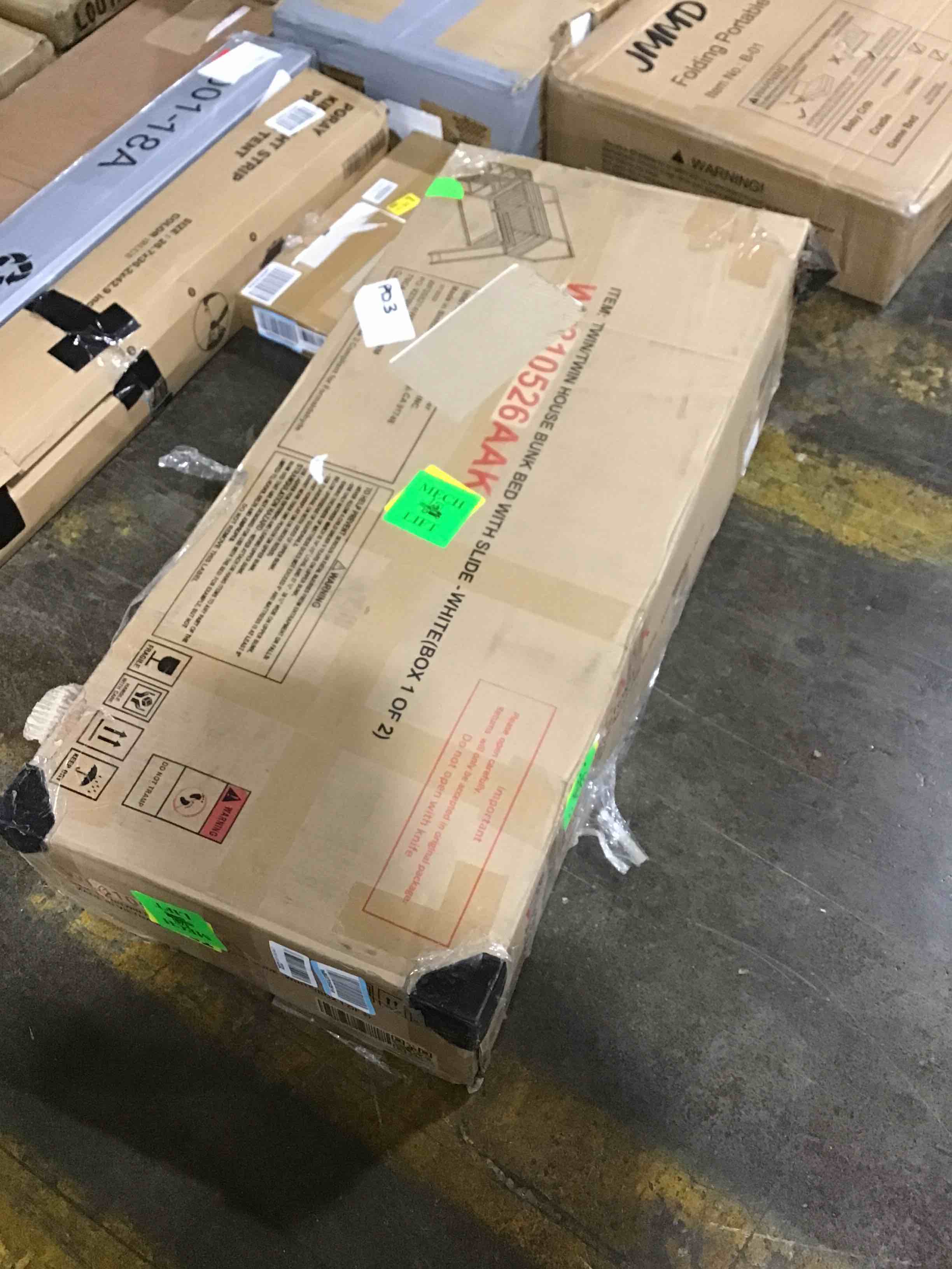 https://s3.amazonaws.com/lotting-images-prod/bidfta/RED4964070_1706277065212.jpeg