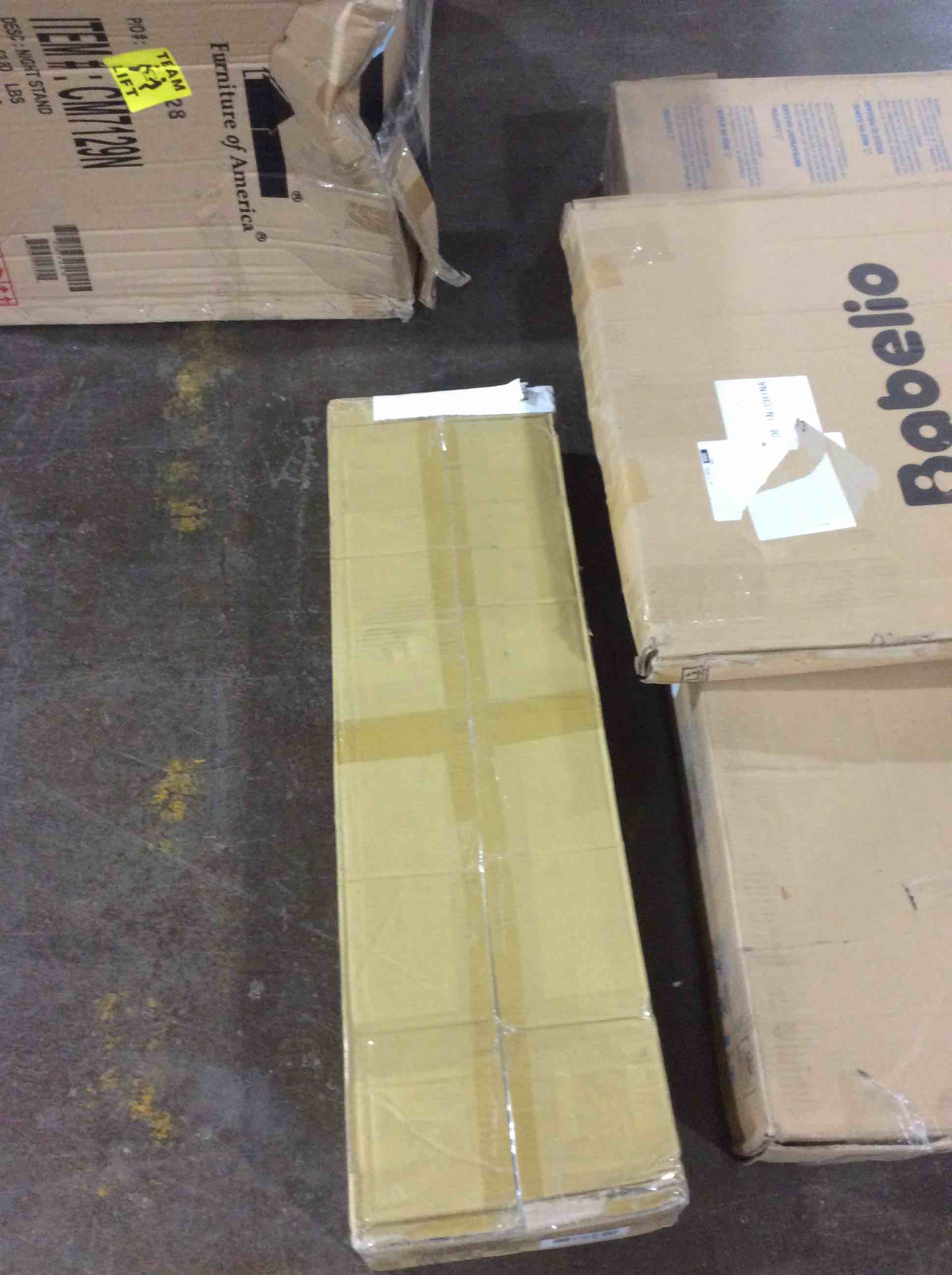 Swagman XTC2 TILT Hitch Mount Bike Rack , Black, 1-1/4" and 2" hitch receiver, class 2 or higher