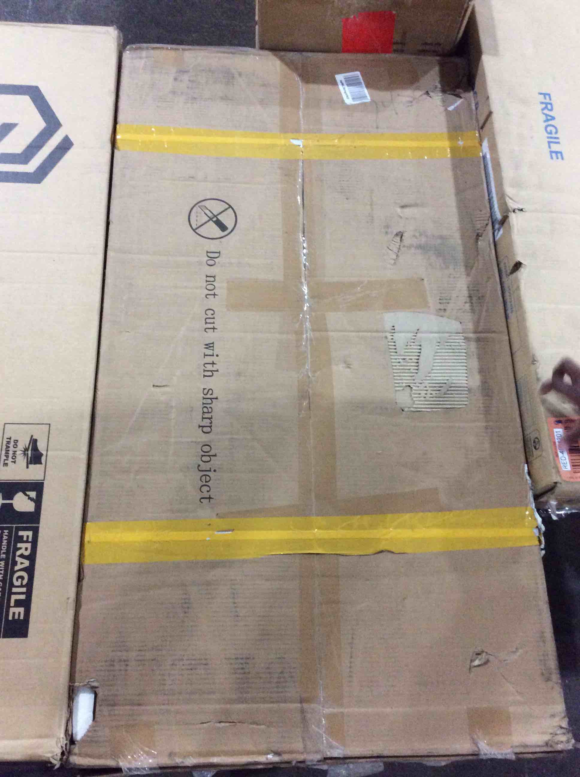 https://s3.amazonaws.com/lotting-images-prod/bidfta/RED4964202_1706287496005.jpeg