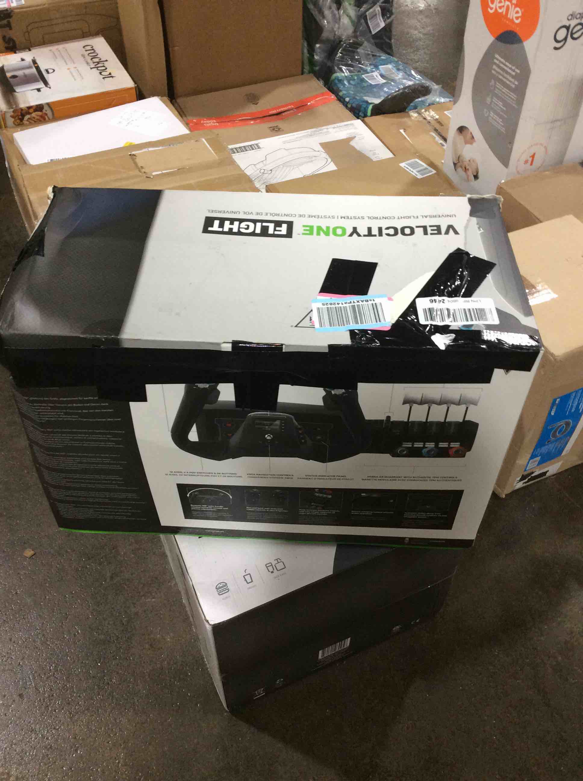 https://s3.amazonaws.com/lotting-images-prod/bidfta/RED4964697_1706544337160.jpeg