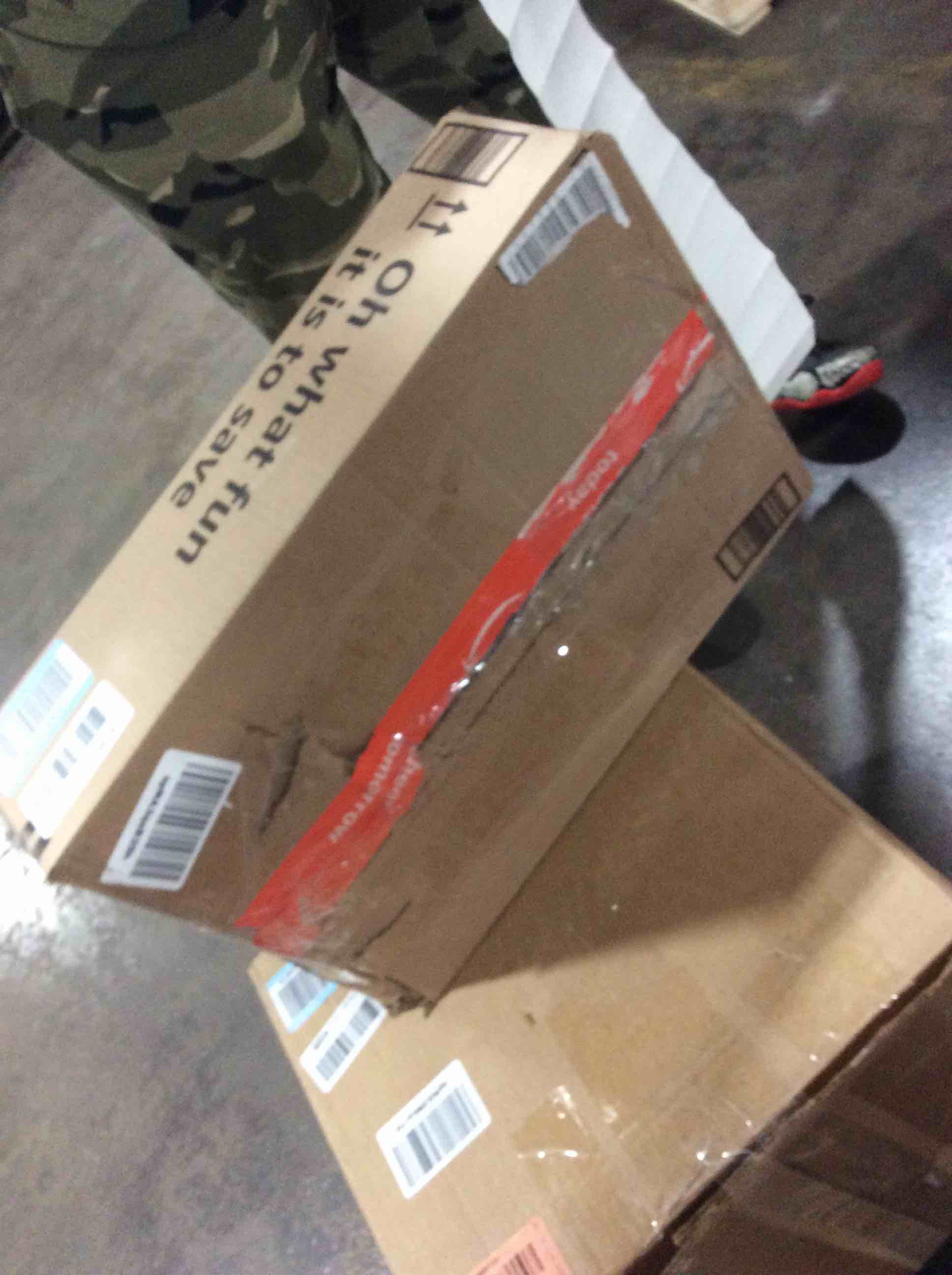 https://s3.amazonaws.com/lotting-images-prod/bidfta/RED4964711_1706545284828.jpeg
