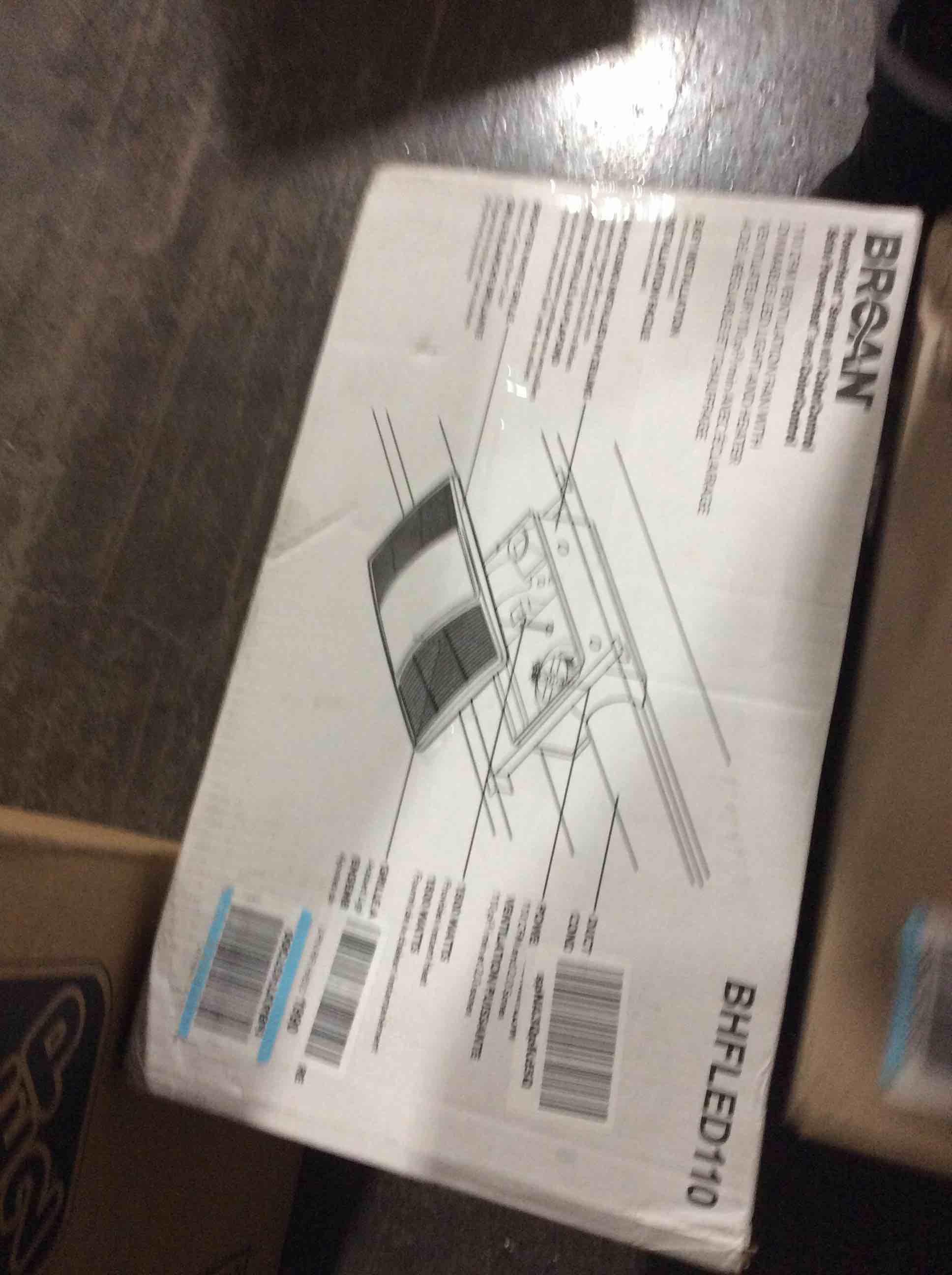 https://s3.amazonaws.com/lotting-images-prod/bidfta/RED4965064_1706626224076.jpeg