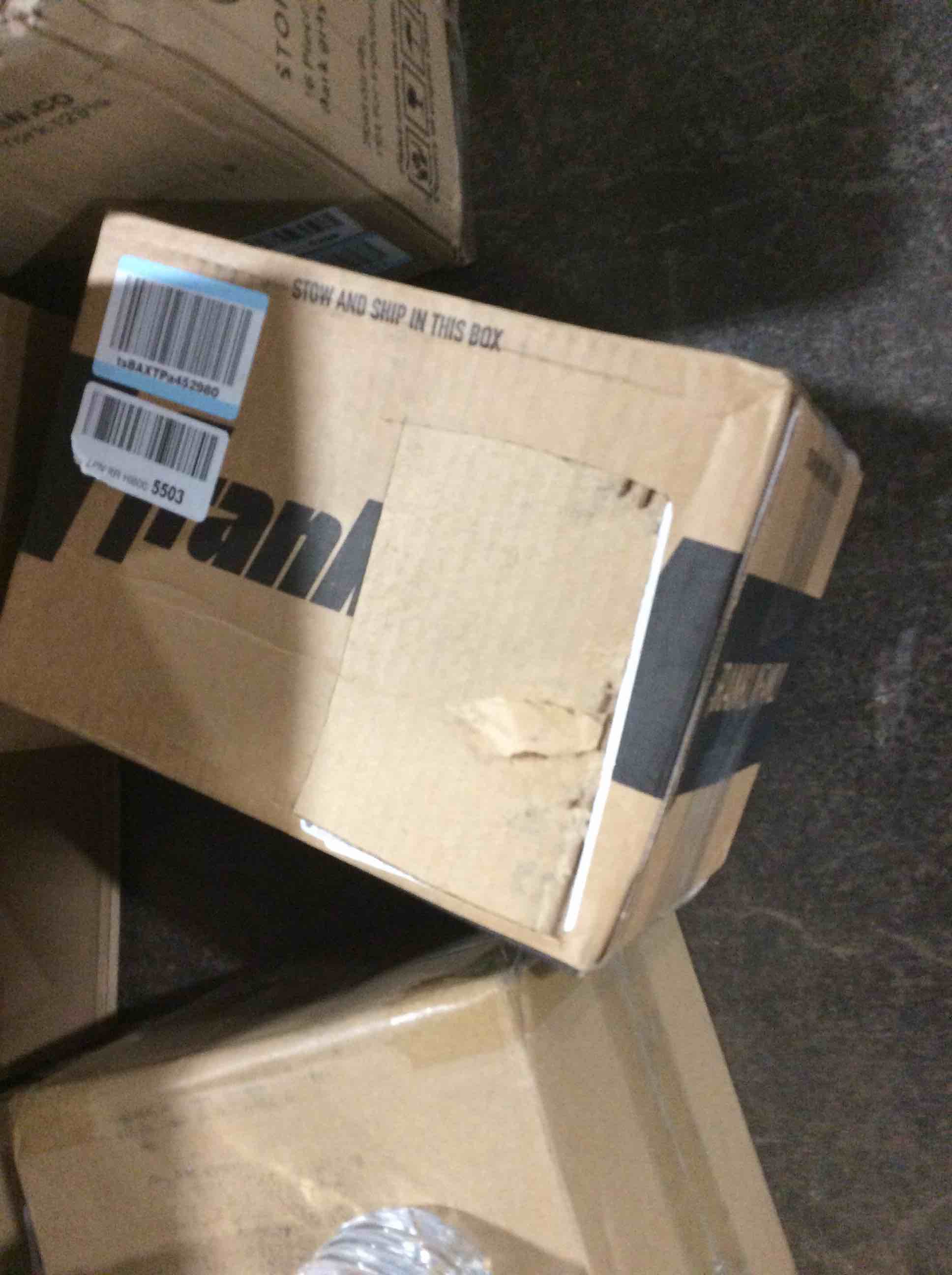 https://s3.amazonaws.com/lotting-images-prod/bidfta/RED4965068_1706626484559.jpeg