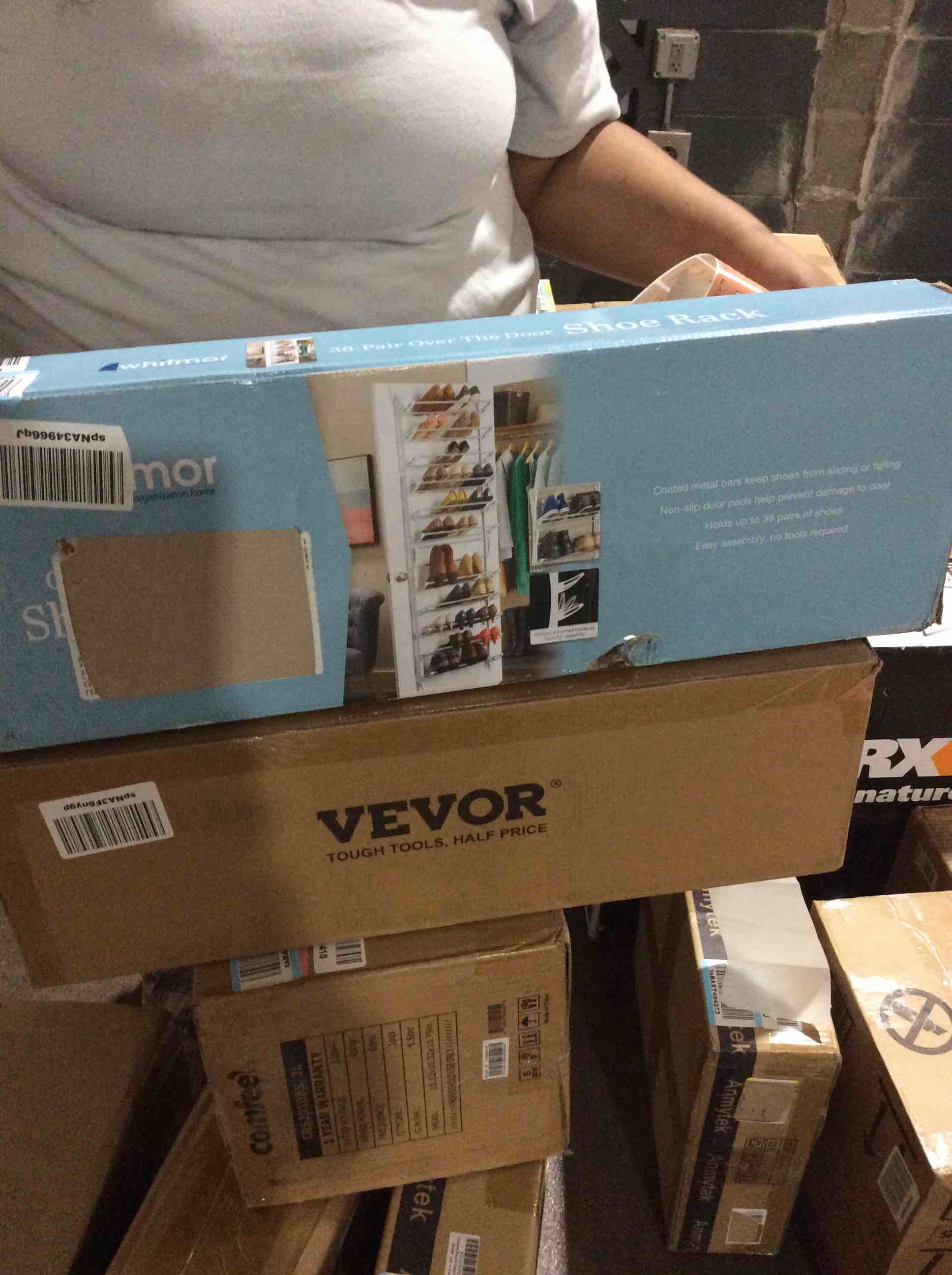 https://s3.amazonaws.com/lotting-images-prod/bidfta/RED4965085_1706628765611.jpeg