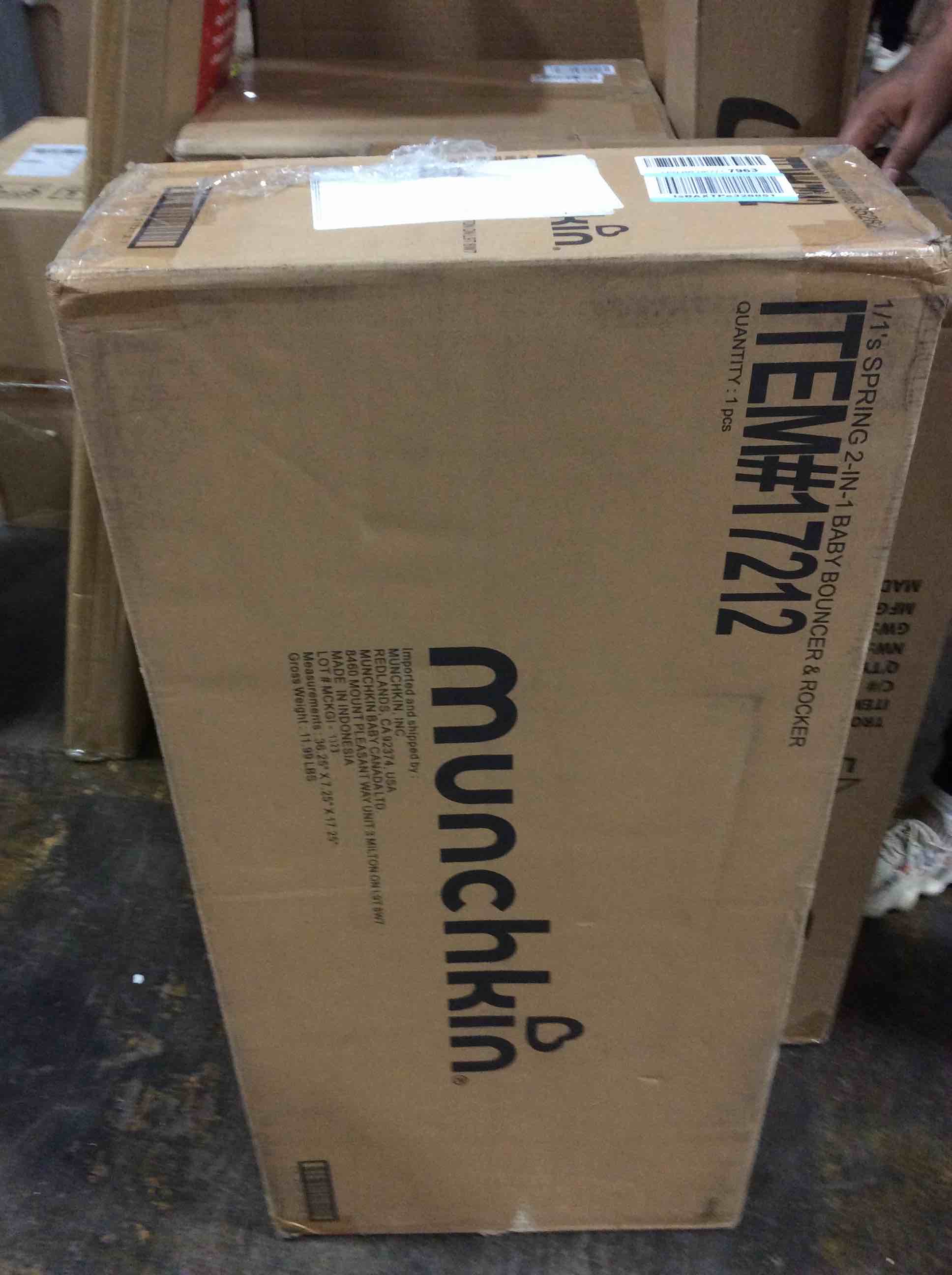 https://s3.amazonaws.com/lotting-images-prod/bidfta/RED4965296_1706712300083.jpeg