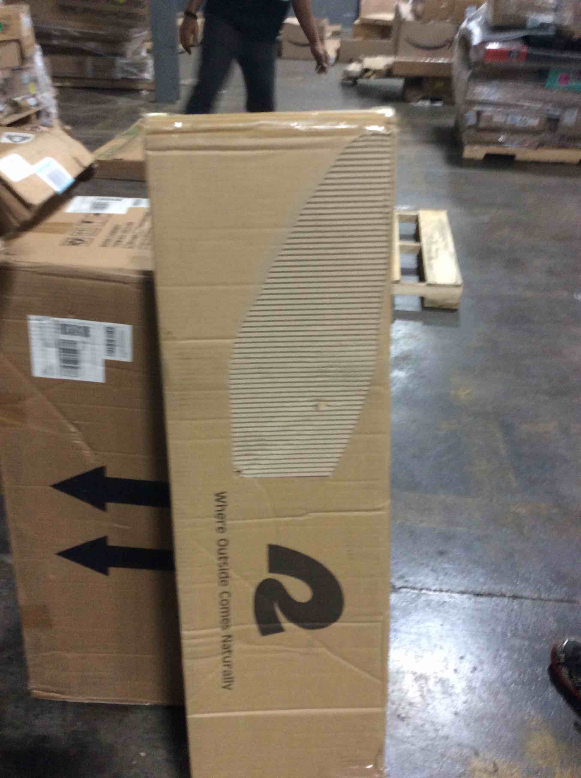 https://s3.amazonaws.com/lotting-images-prod/bidfta/RED4965306_1706713069743.jpeg