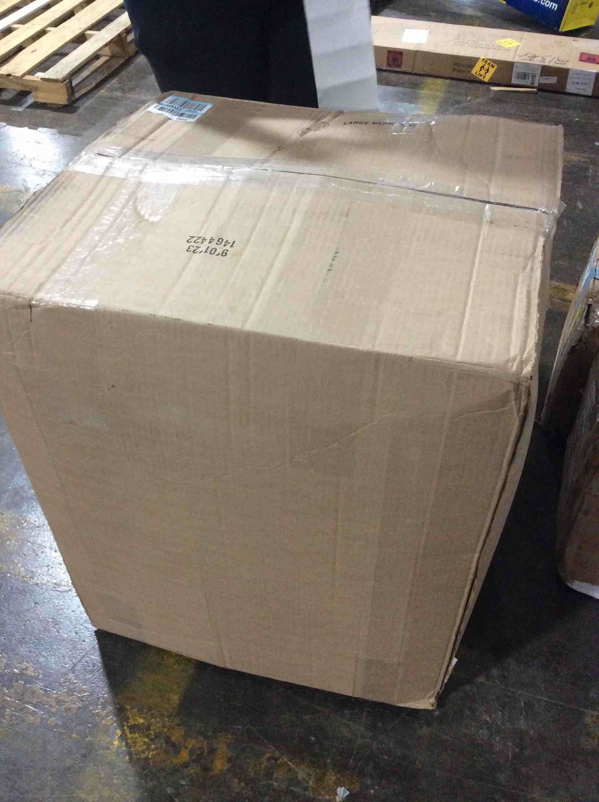 https://s3.amazonaws.com/lotting-images-prod/bidfta/RED4965312_1706714698671.jpeg