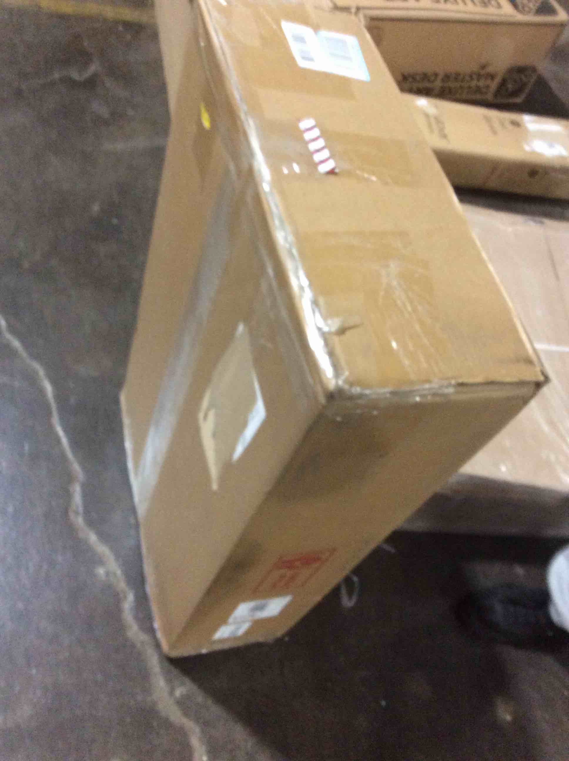 https://s3.amazonaws.com/lotting-images-prod/bidfta/RED4965318_1706715549530.jpeg
