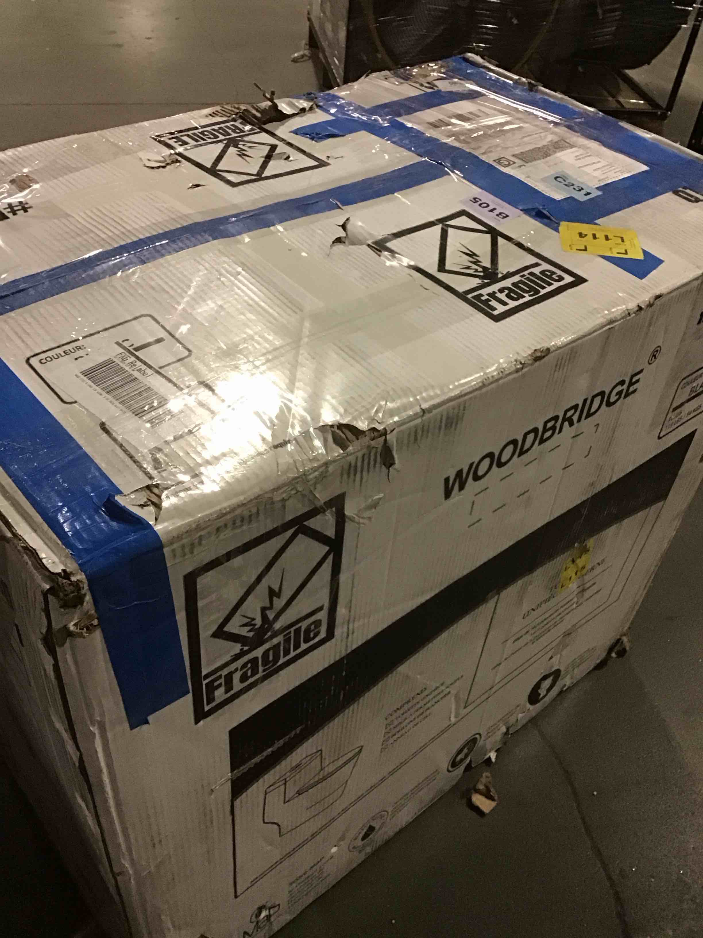 https://s3.amazonaws.com/lotting-images-prod/bidfta/RED4968272_1703248991348.jpeg