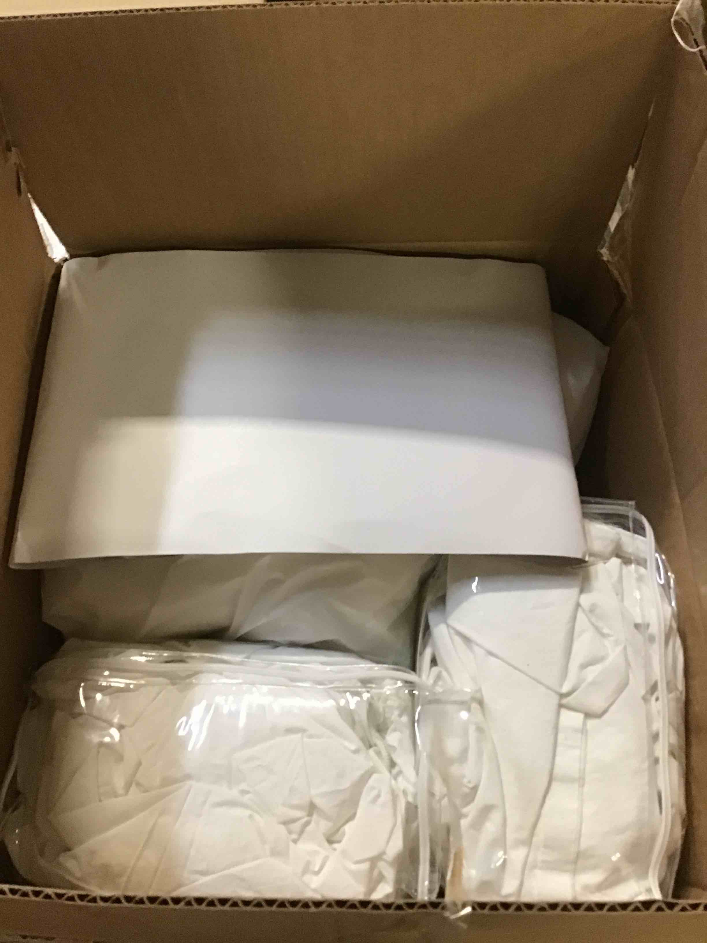 https://s3.amazonaws.com/lotting-images-prod/bidfta/RED4968339_1703260288694.jpeg