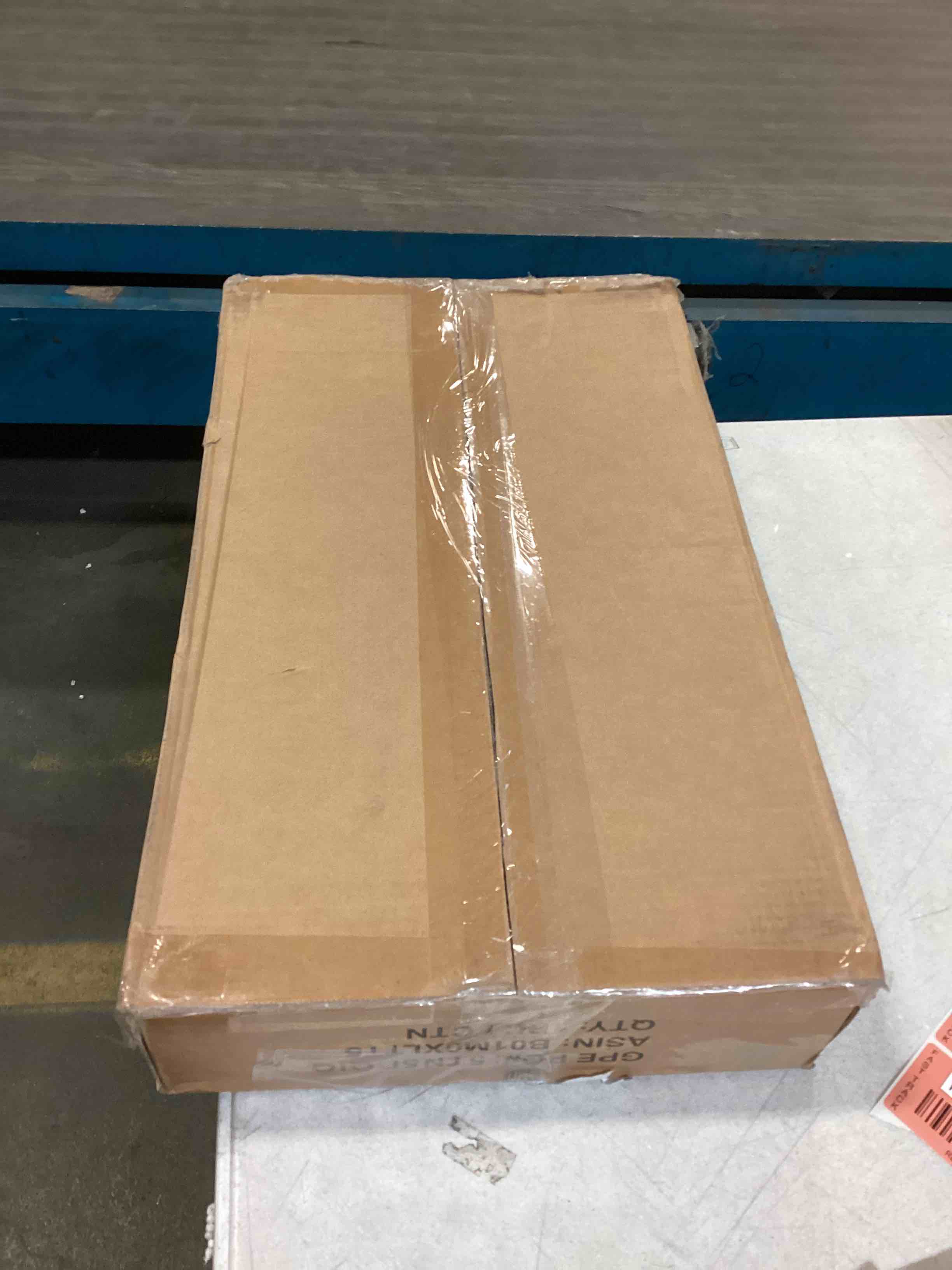 https://s3.amazonaws.com/lotting-images-prod/bidfta/RED4968991_1702042056121.jpeg