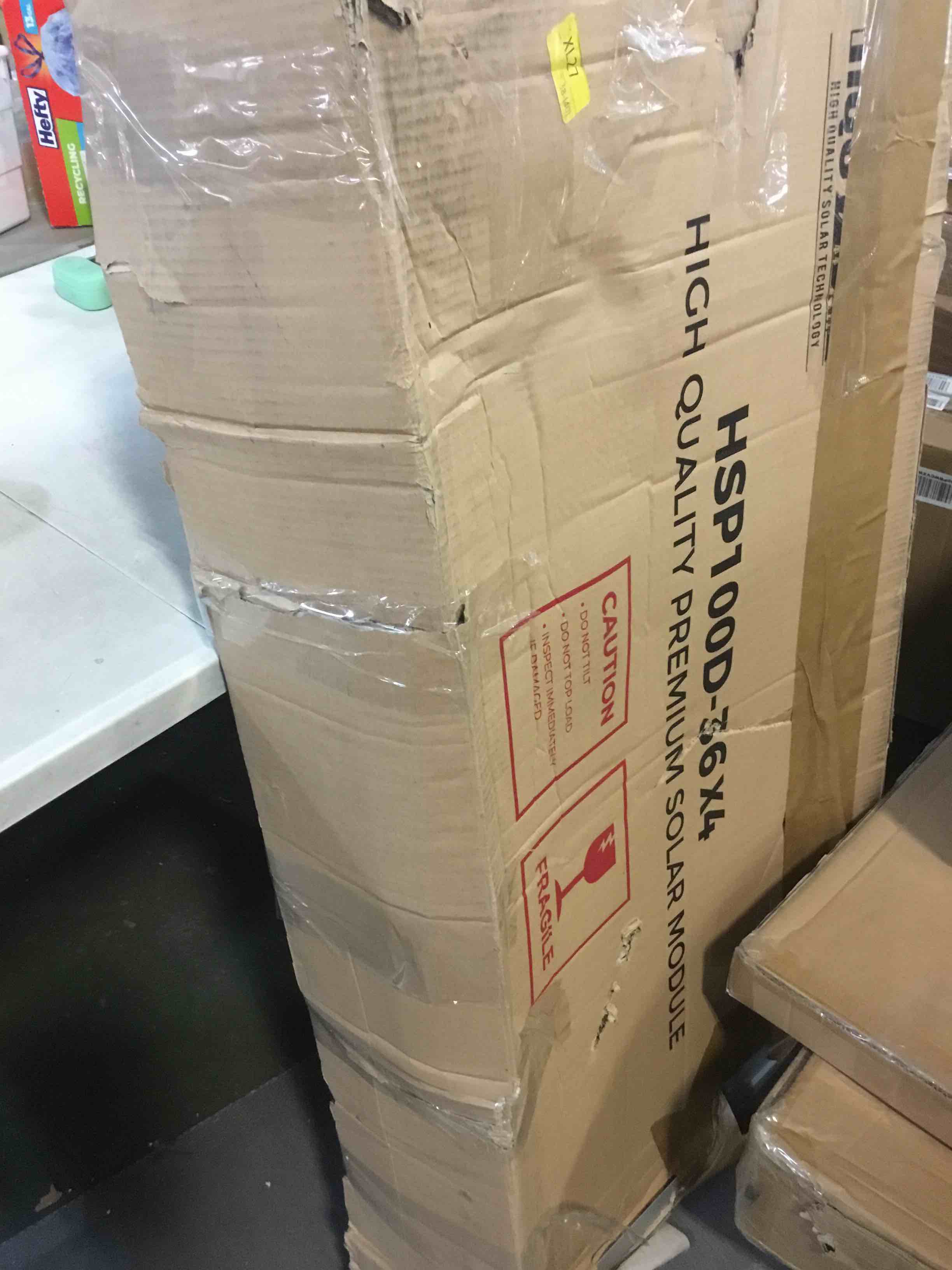 https://s3.amazonaws.com/lotting-images-prod/bidfta/RED4969256_1702315440171.jpeg