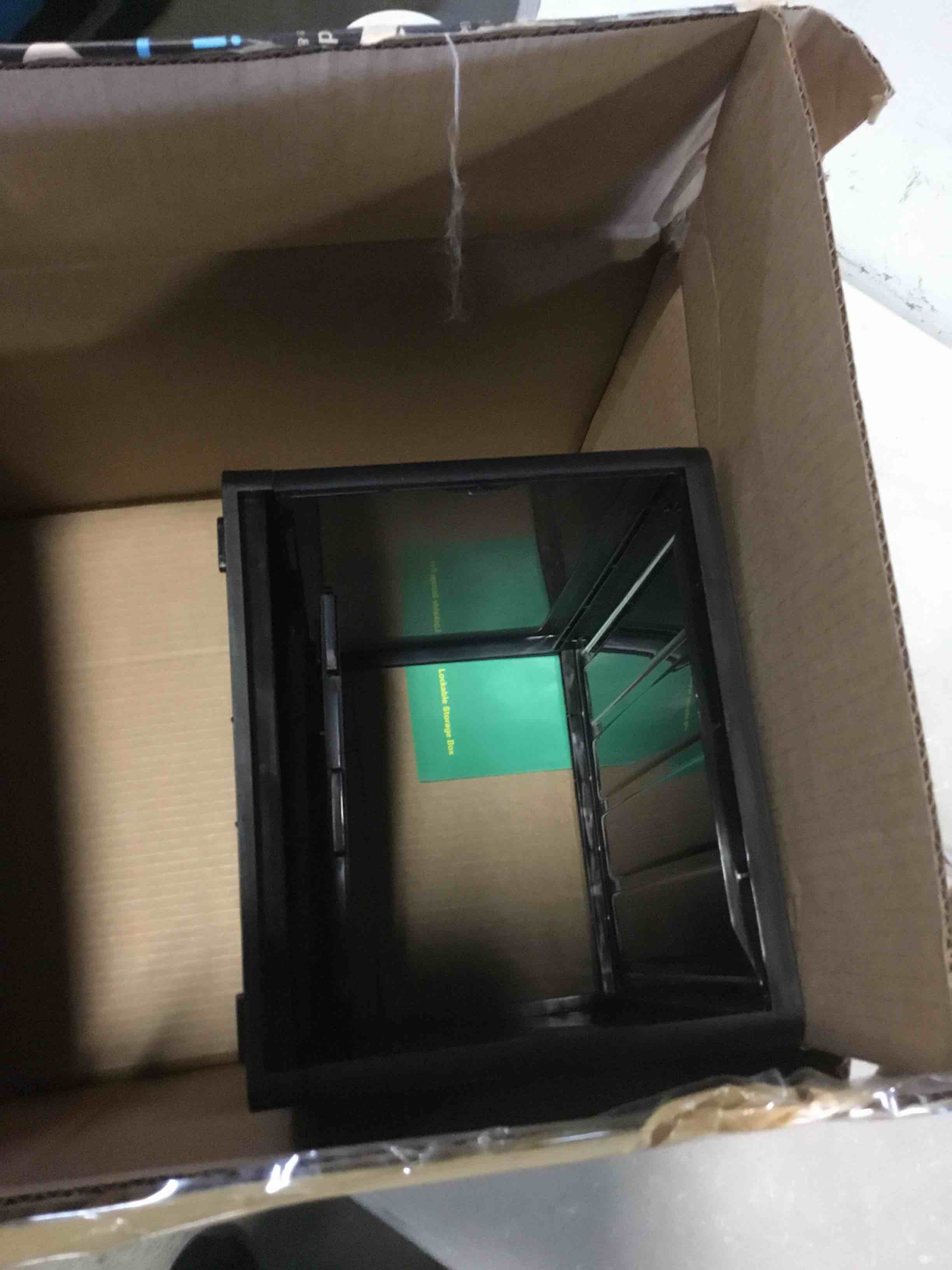 https://s3.amazonaws.com/lotting-images-prod/bidfta/RED4969724_1702493037043.jpeg