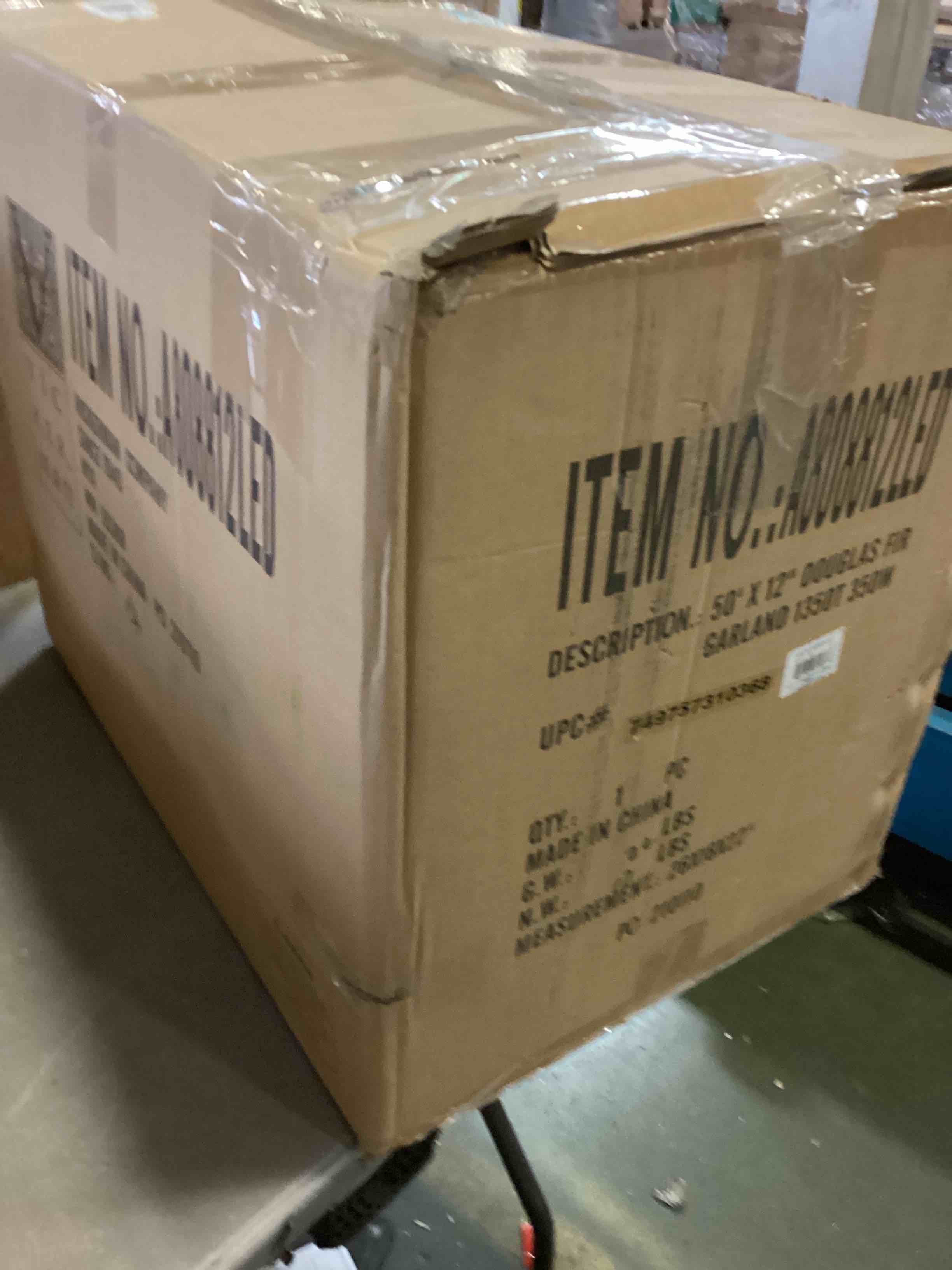https://s3.amazonaws.com/lotting-images-prod/bidfta/RED4970259_1701976369271.jpeg