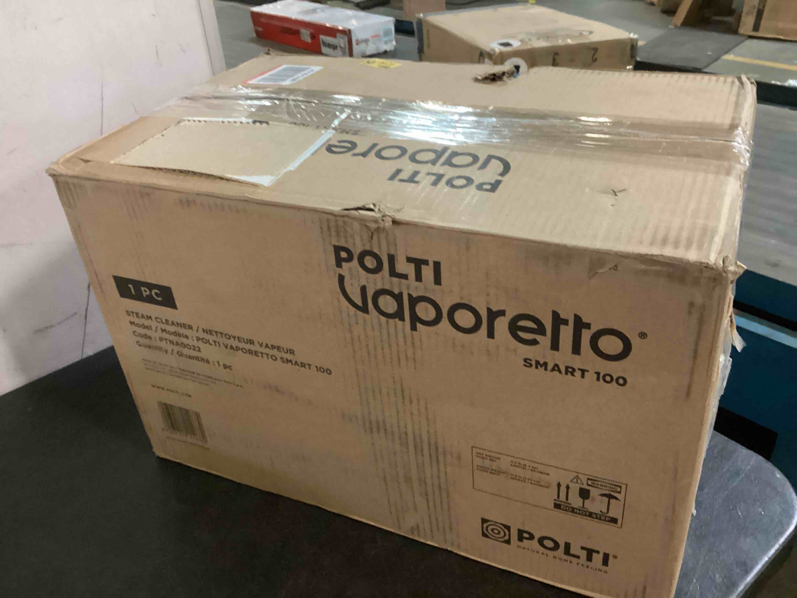 https://s3.amazonaws.com/lotting-images-prod/bidfta/RED4970584_1702304393028.jpeg