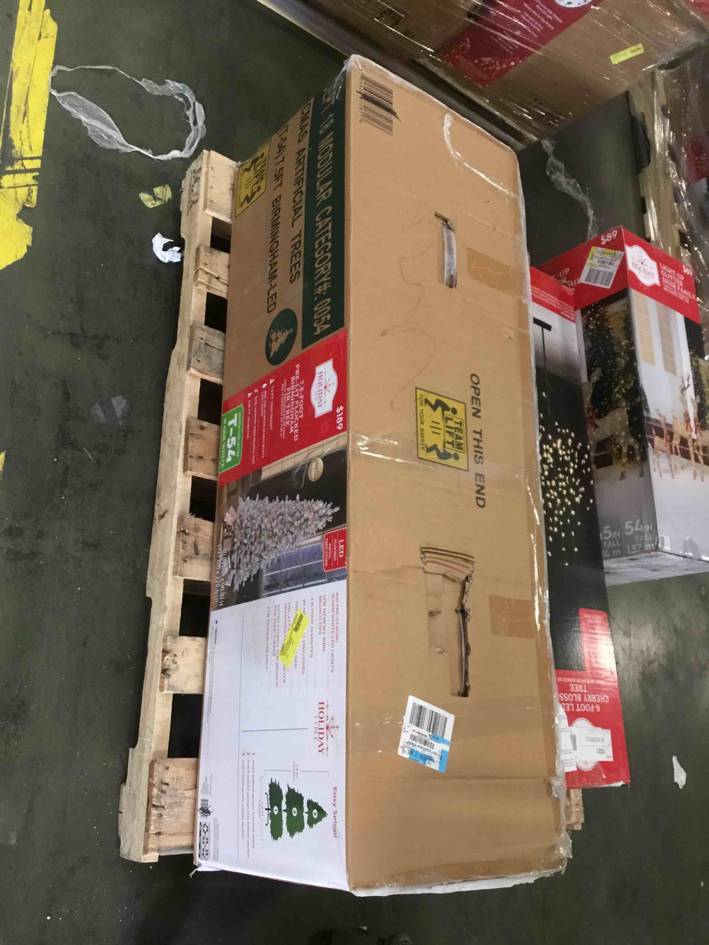 https://s3.amazonaws.com/lotting-images-prod/bidfta/RED4972229_1702481138731.jpeg