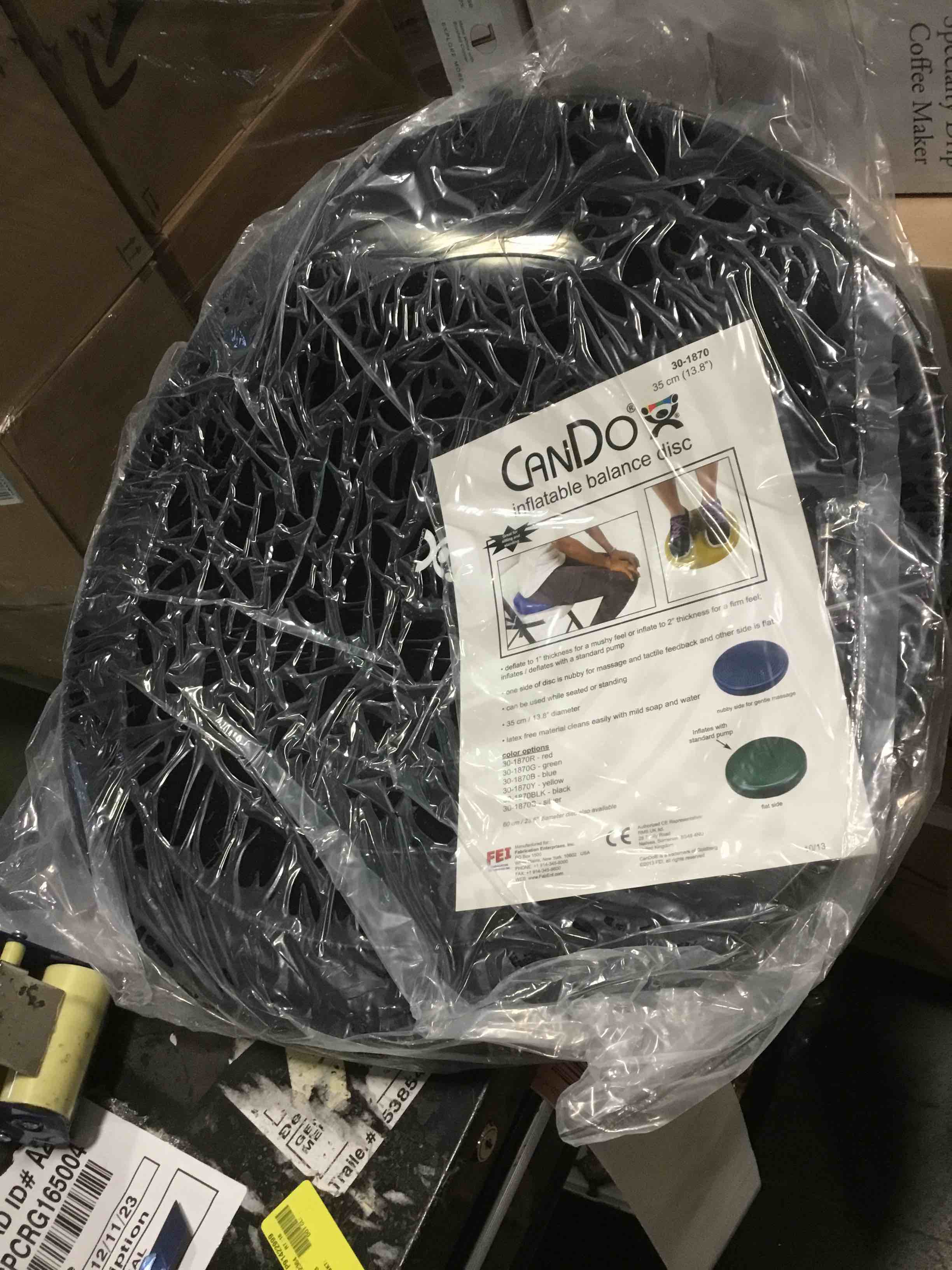 https://s3.amazonaws.com/lotting-images-prod/bidfta/RED4972400_1702561162676.jpeg