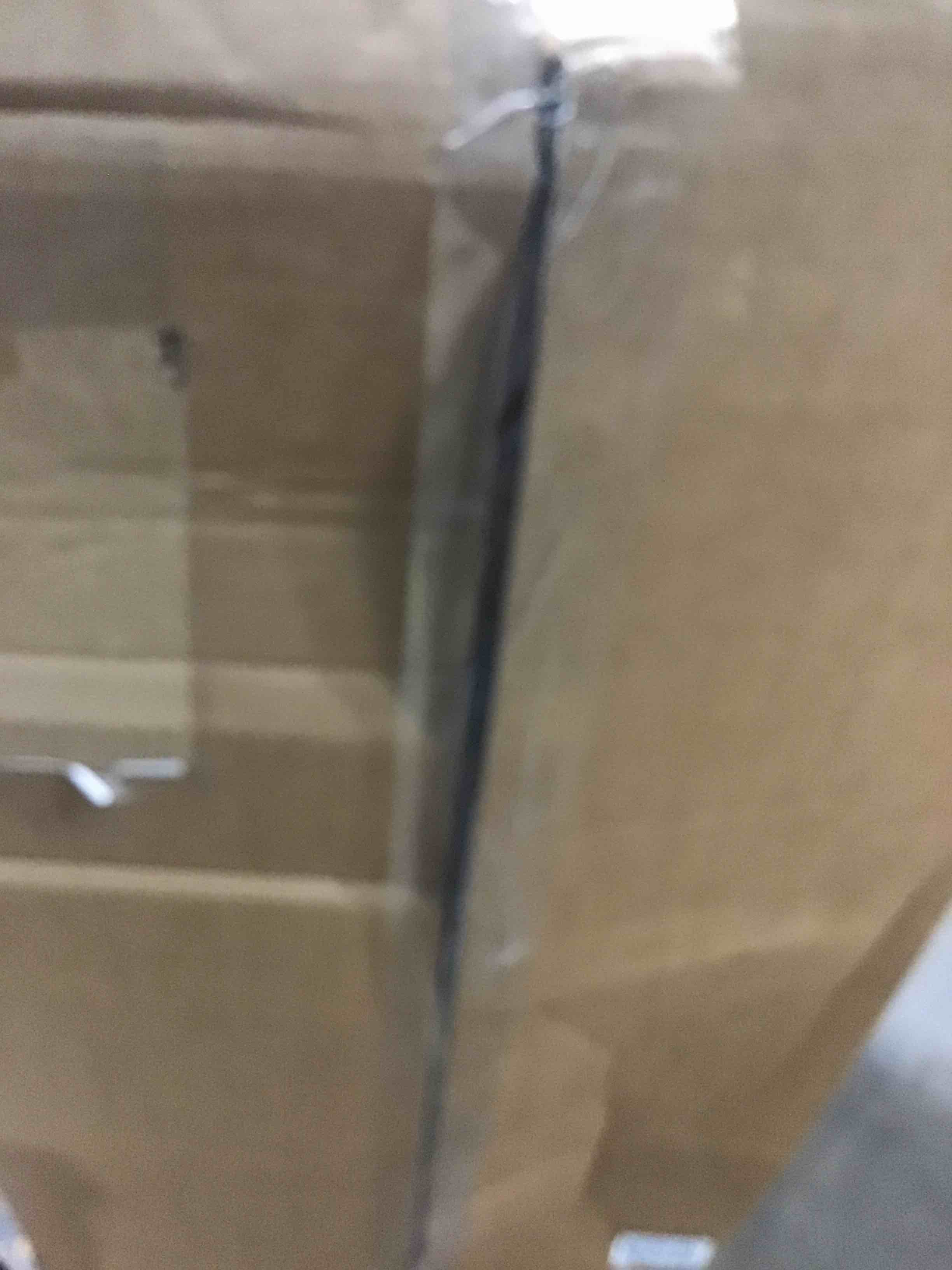 https://s3.amazonaws.com/lotting-images-prod/bidfta/RED4973668_1706286035931.jpeg