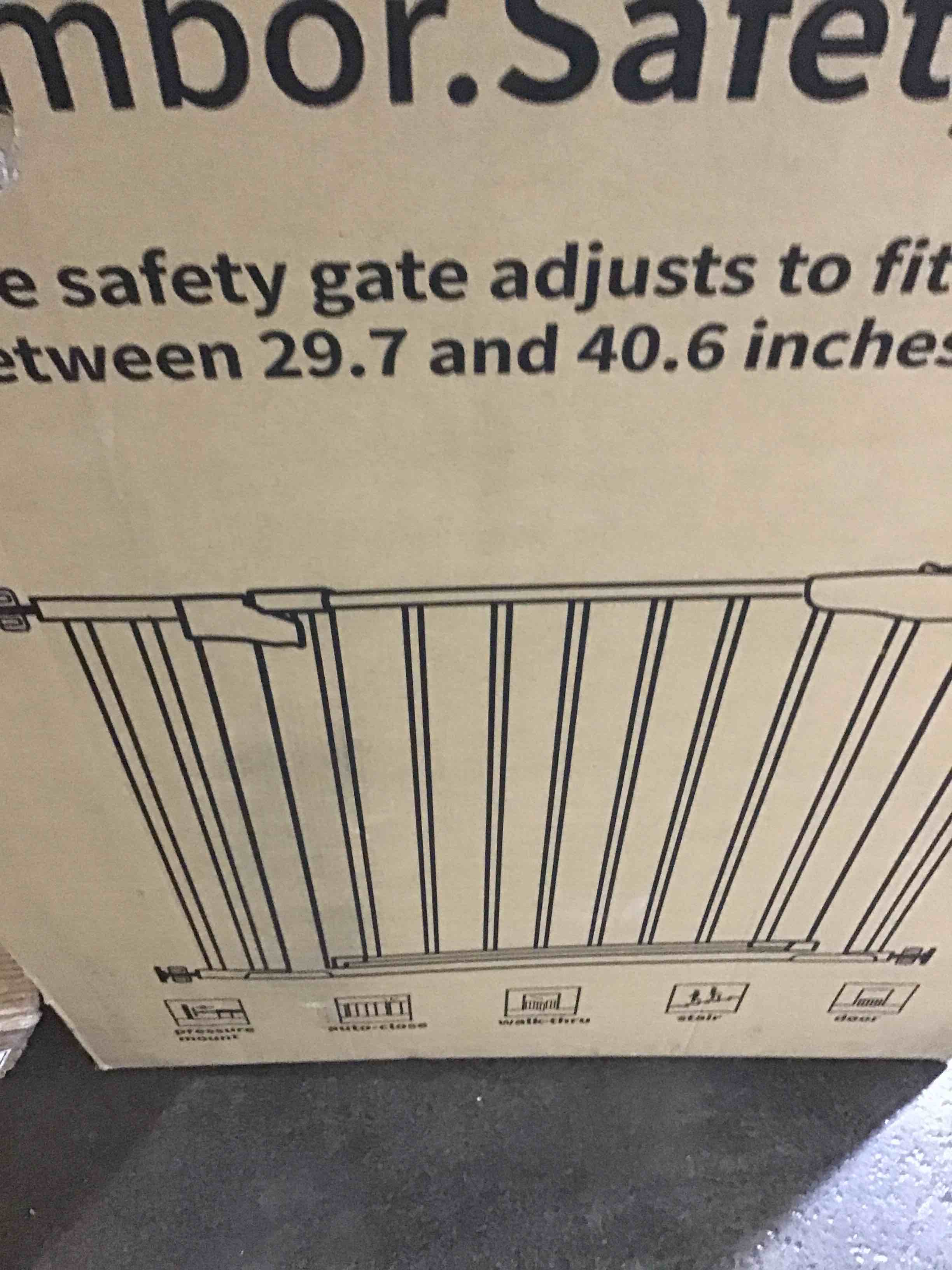 https://s3.amazonaws.com/lotting-images-prod/bidfta/RED4973670_1706286494238.jpeg
