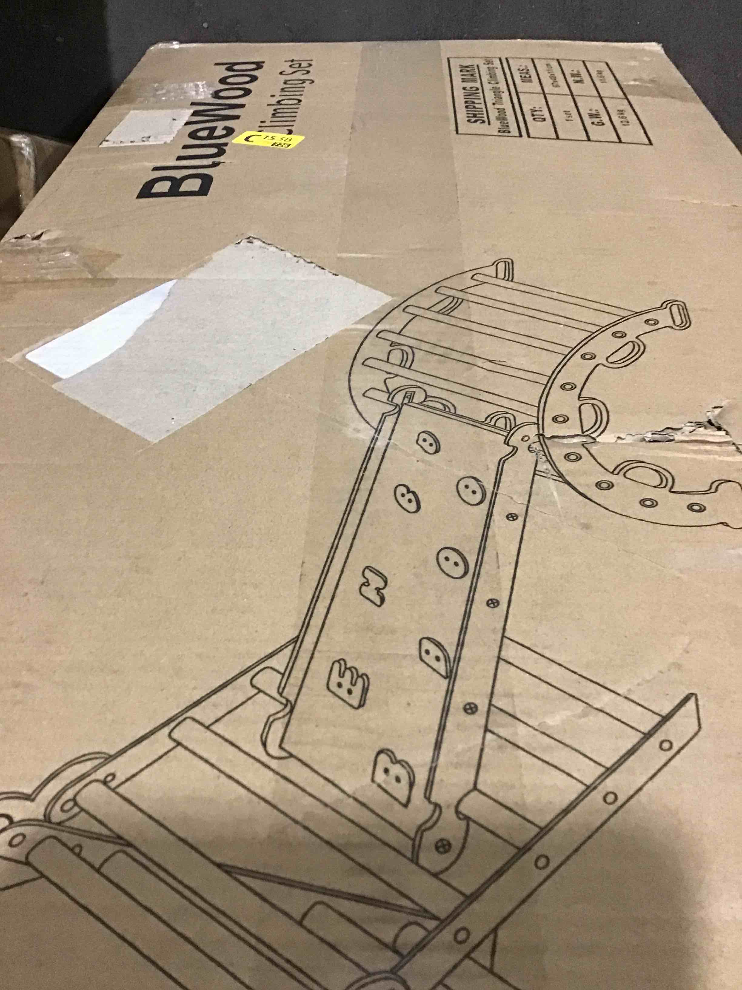 https://s3.amazonaws.com/lotting-images-prod/bidfta/RED4973671_1706286716397.jpeg