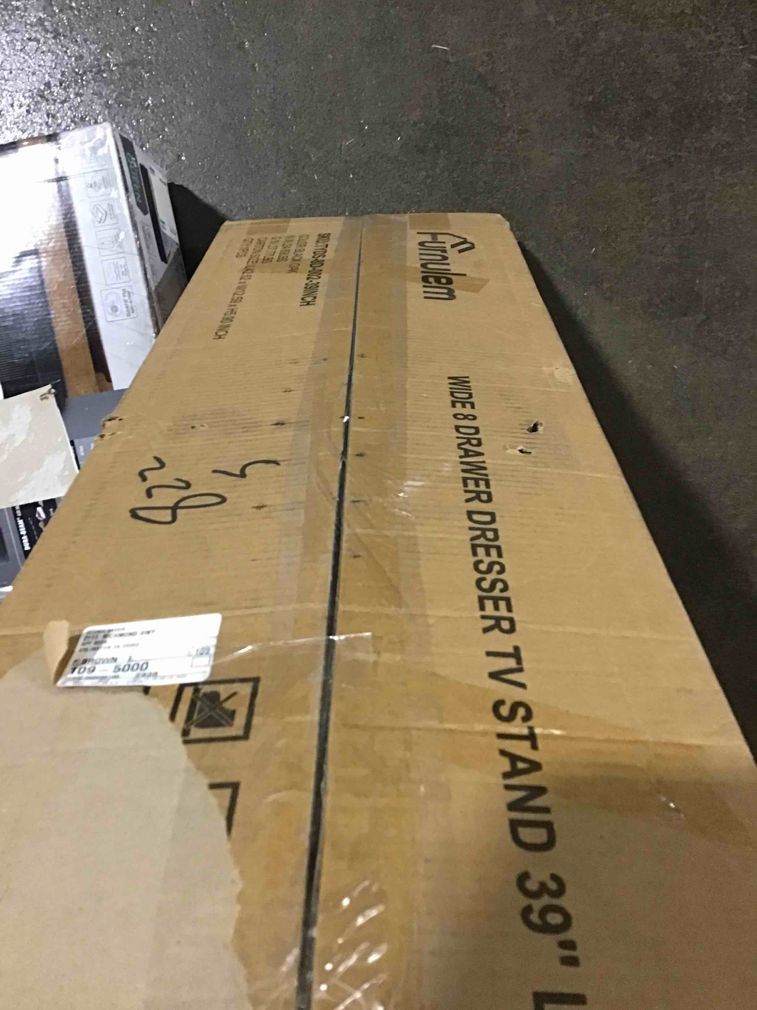 https://s3.amazonaws.com/lotting-images-prod/bidfta/RED4973682_1706291188577.jpeg