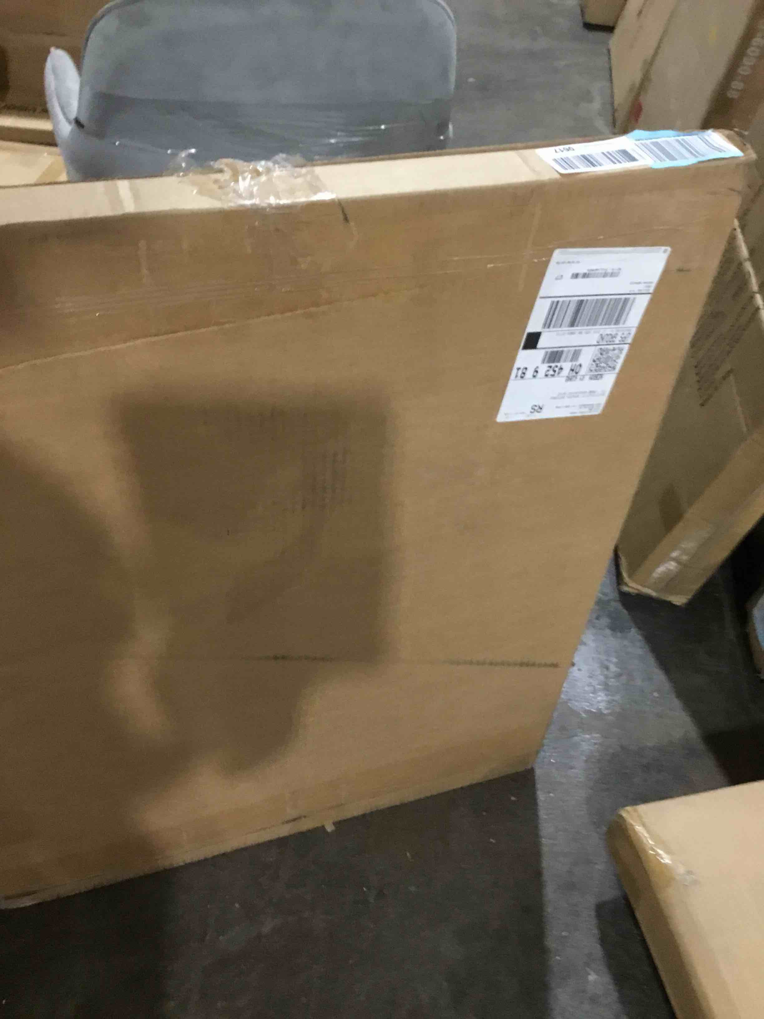 https://s3.amazonaws.com/lotting-images-prod/bidfta/RED4973705_1706288043626.jpeg
