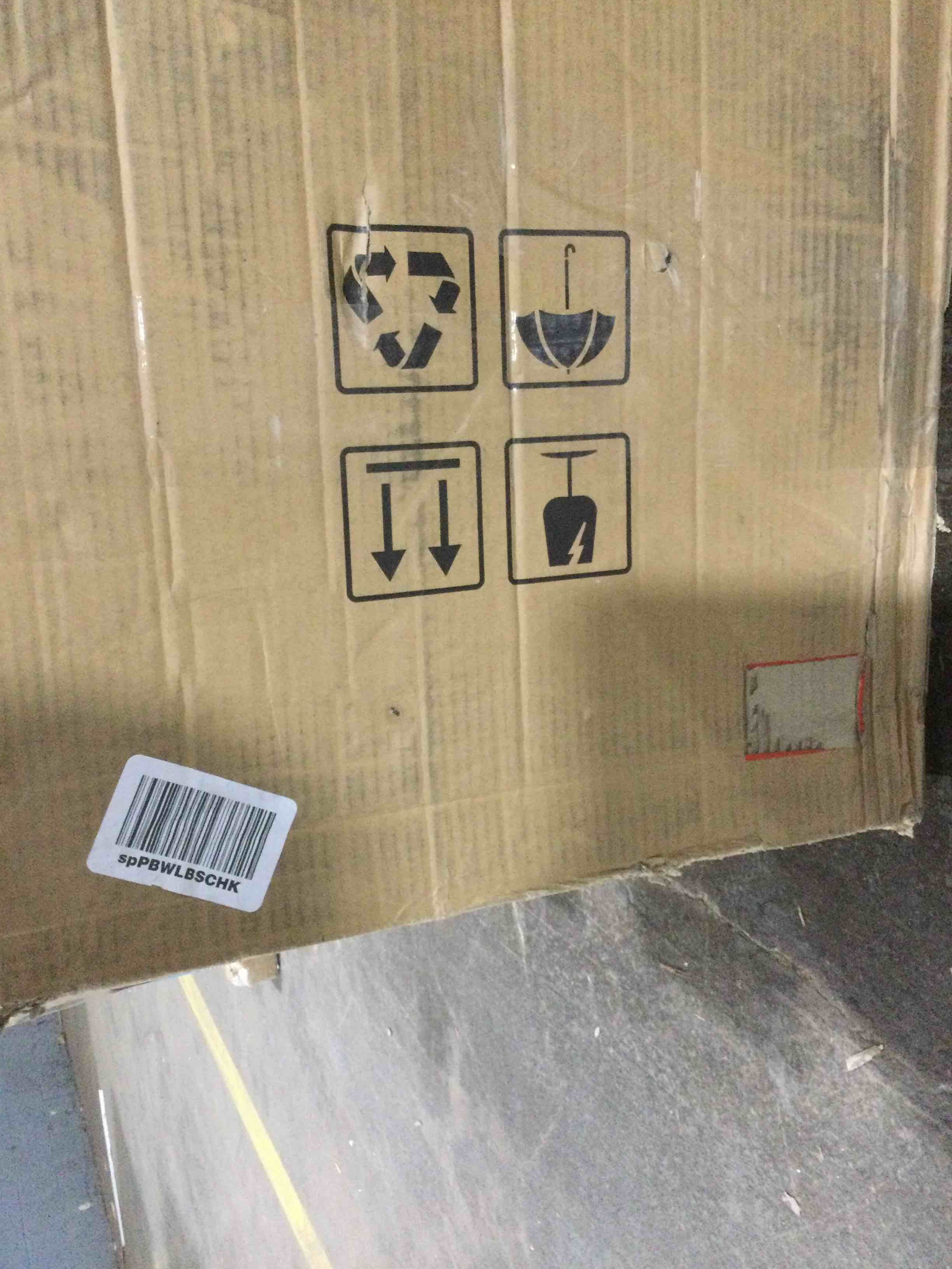 https://s3.amazonaws.com/lotting-images-prod/bidfta/RED4974267_1706814521638.jpeg