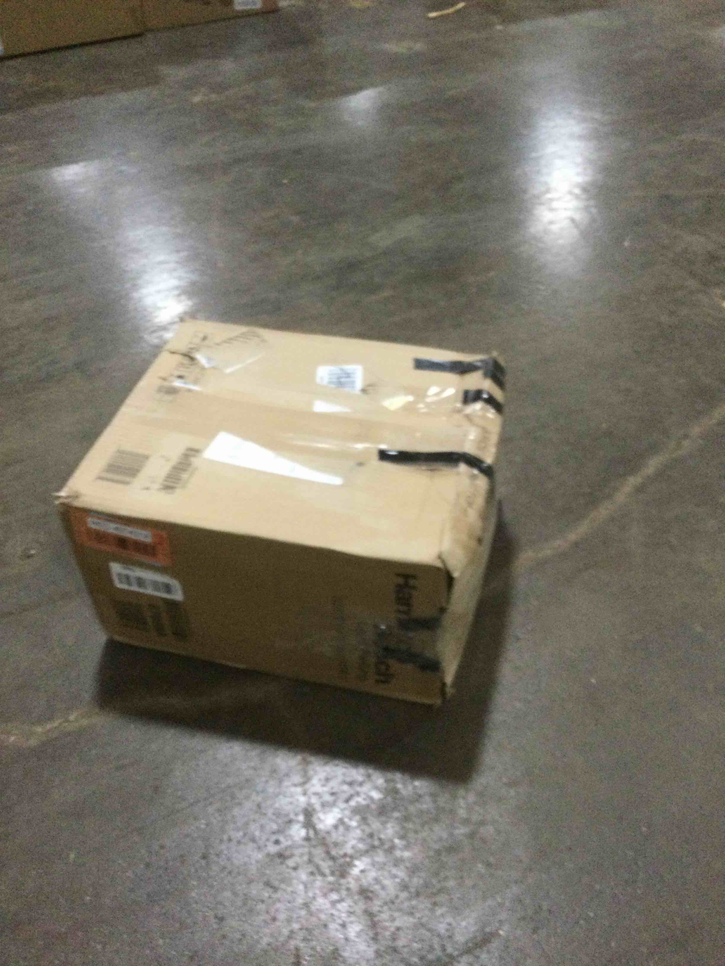 https://s3.amazonaws.com/lotting-images-prod/bidfta/RED4974318_1706817809548.jpeg