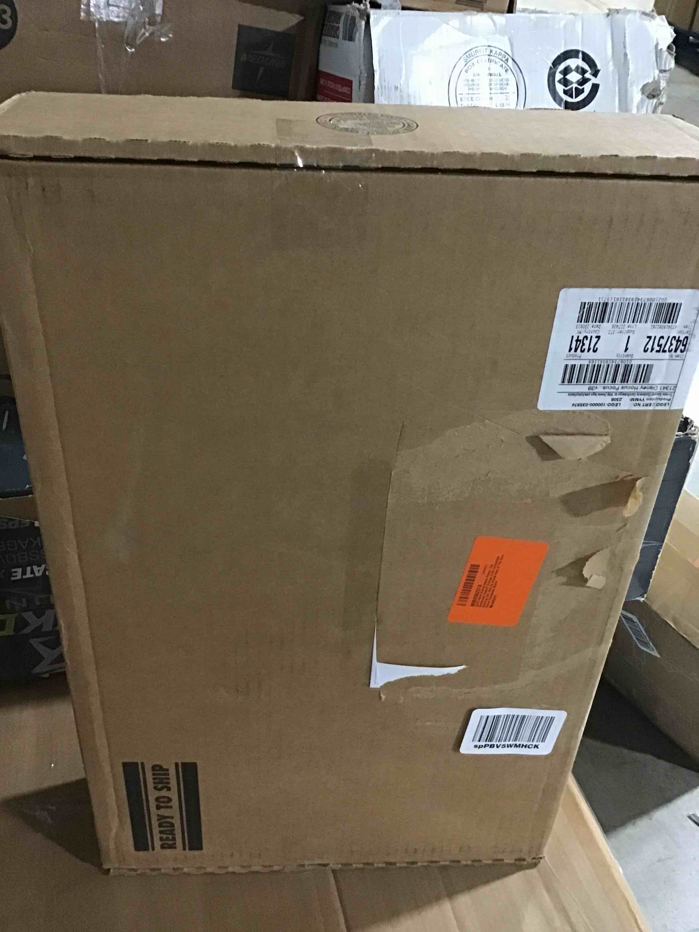https://s3.amazonaws.com/lotting-images-prod/bidfta/RED4979810_1702494832431.jpeg