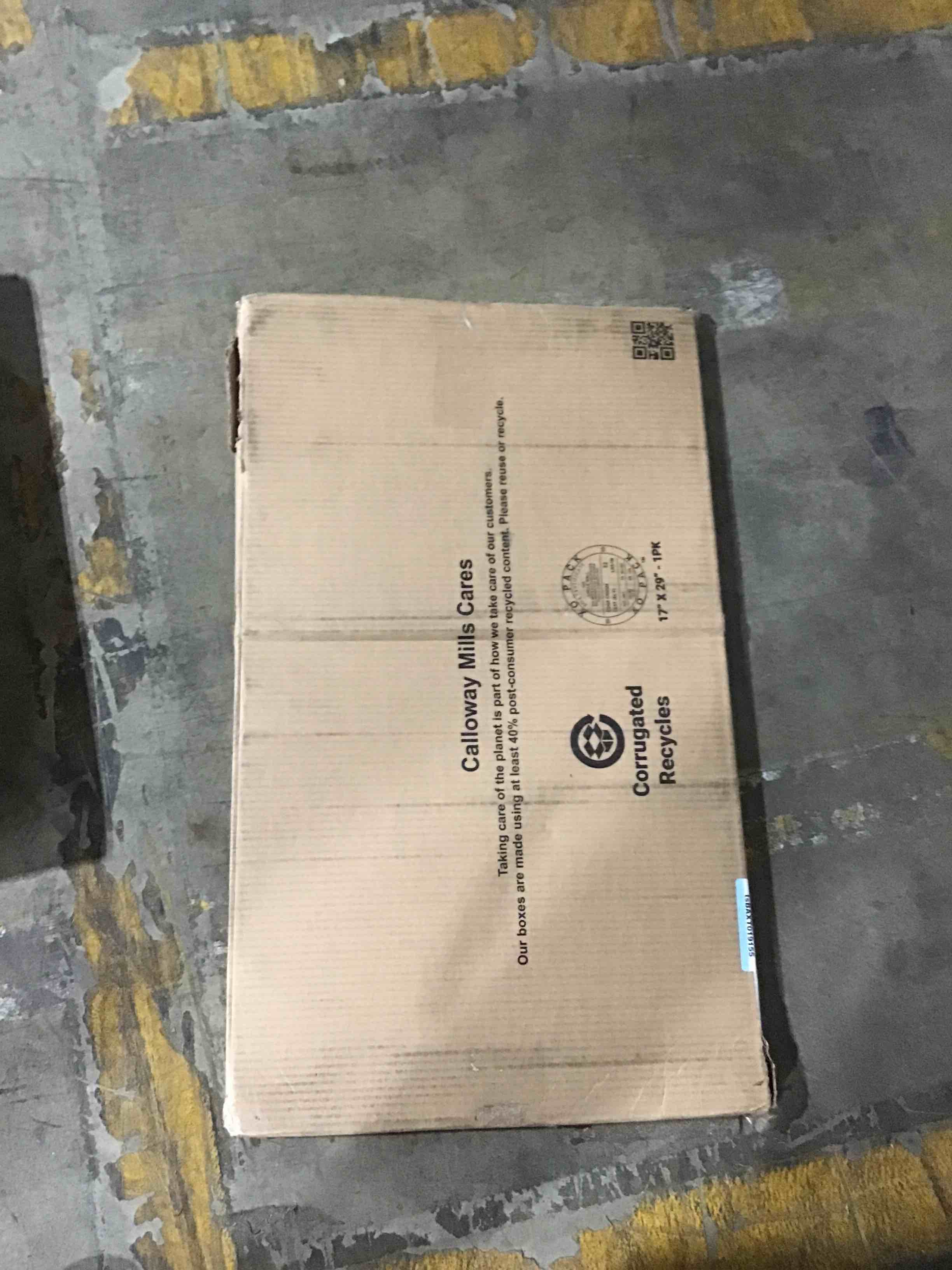 https://s3.amazonaws.com/lotting-images-prod/bidfta/RED4979815_1702496114220.jpeg