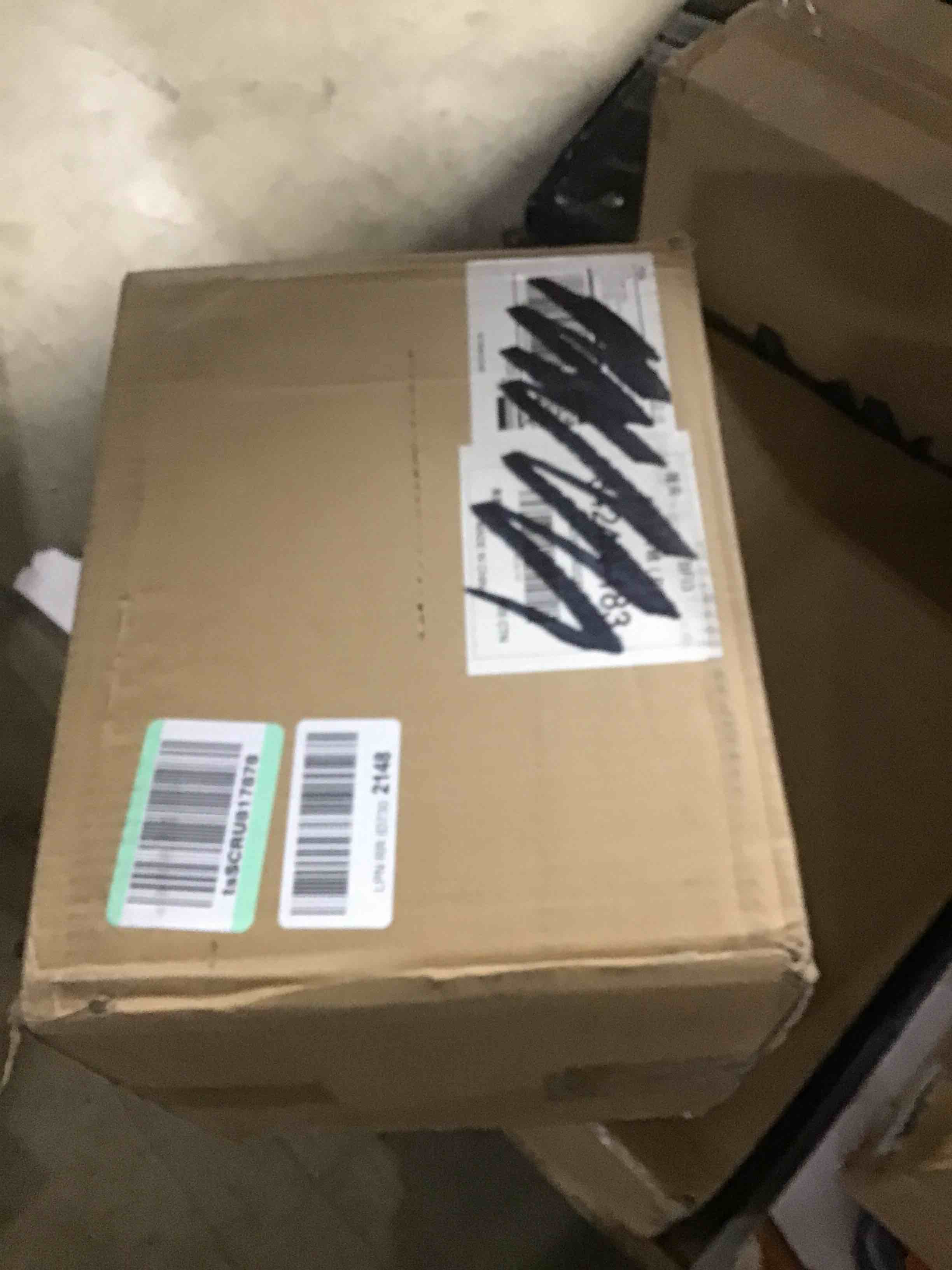 https://s3.amazonaws.com/lotting-images-prod/bidfta/RED4982803_1711730948189.jpeg