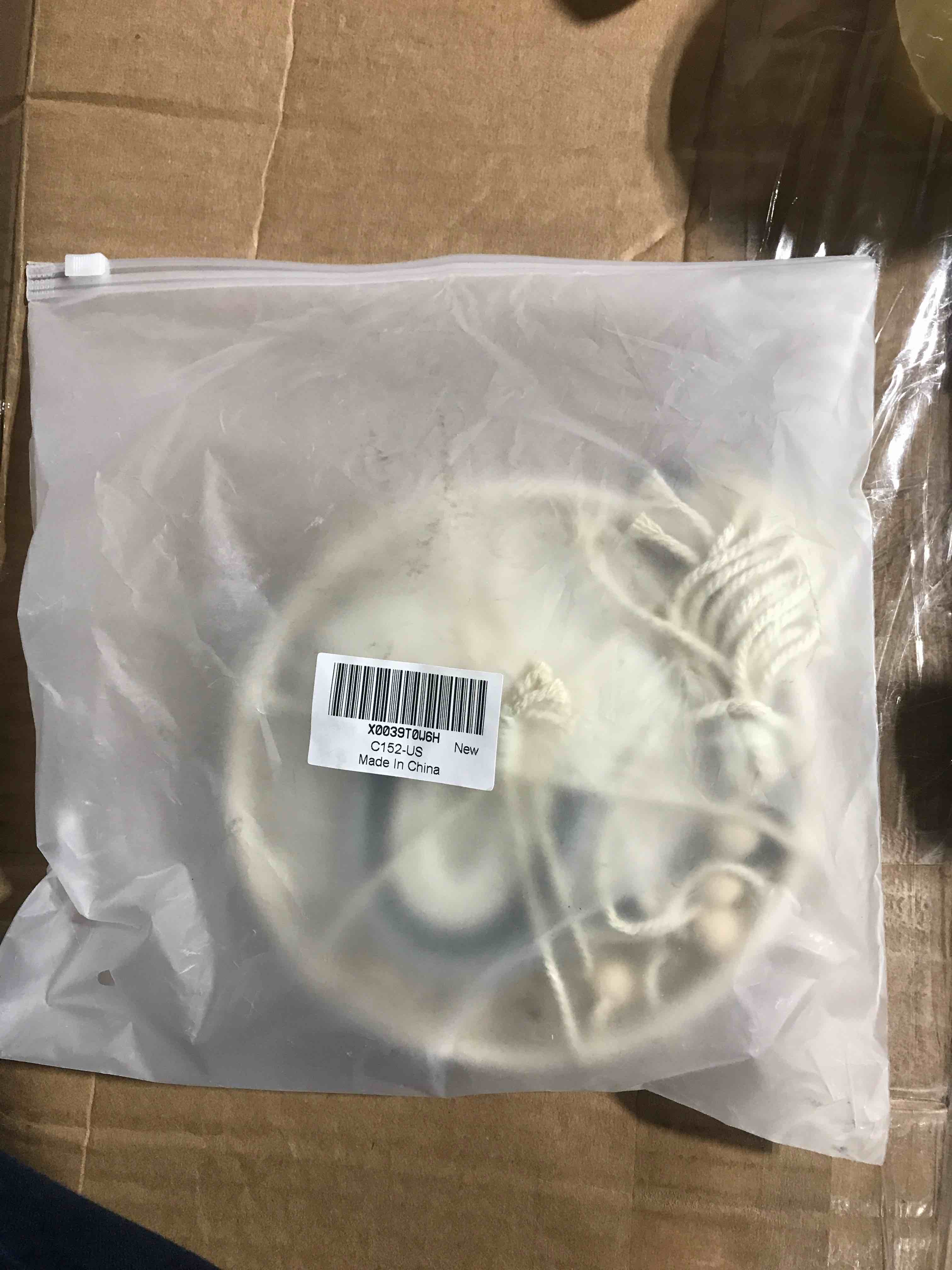 https://s3.amazonaws.com/lotting-images-prod/bidfta/RED4984501_1698680684437.jpeg