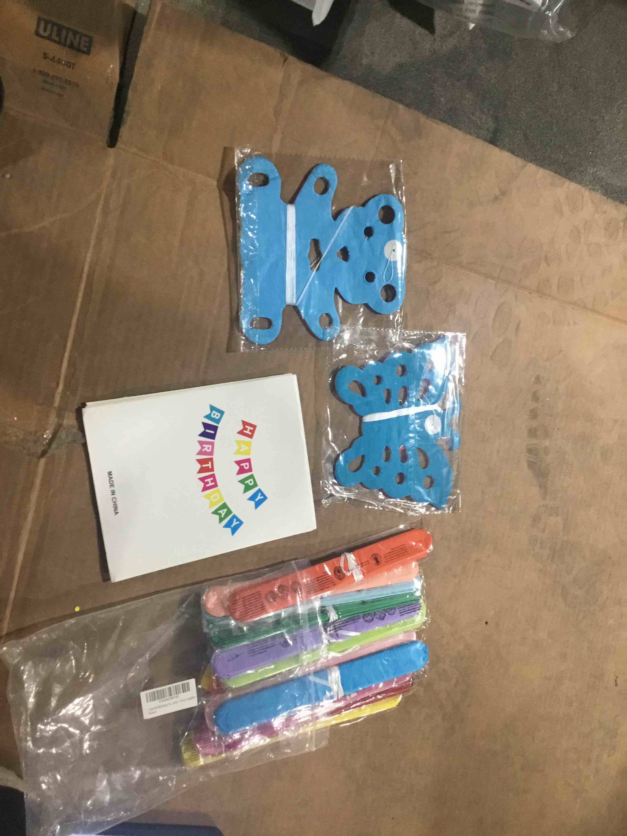 https://s3.amazonaws.com/lotting-images-prod/bidfta/RED4984526_1698679596722.jpeg