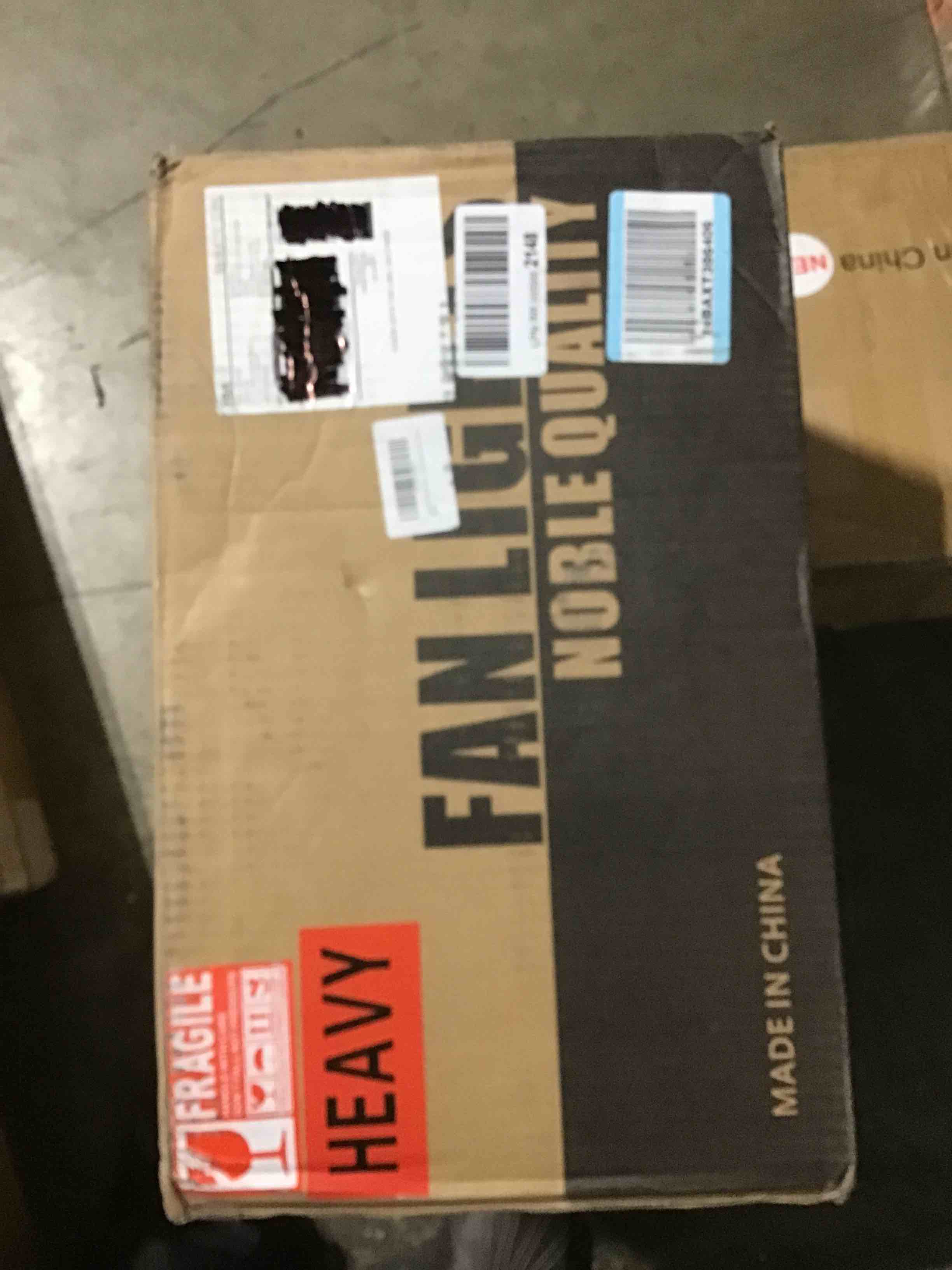 https://s3.amazonaws.com/lotting-images-prod/bidfta/RED4986411_1705701244787.jpeg