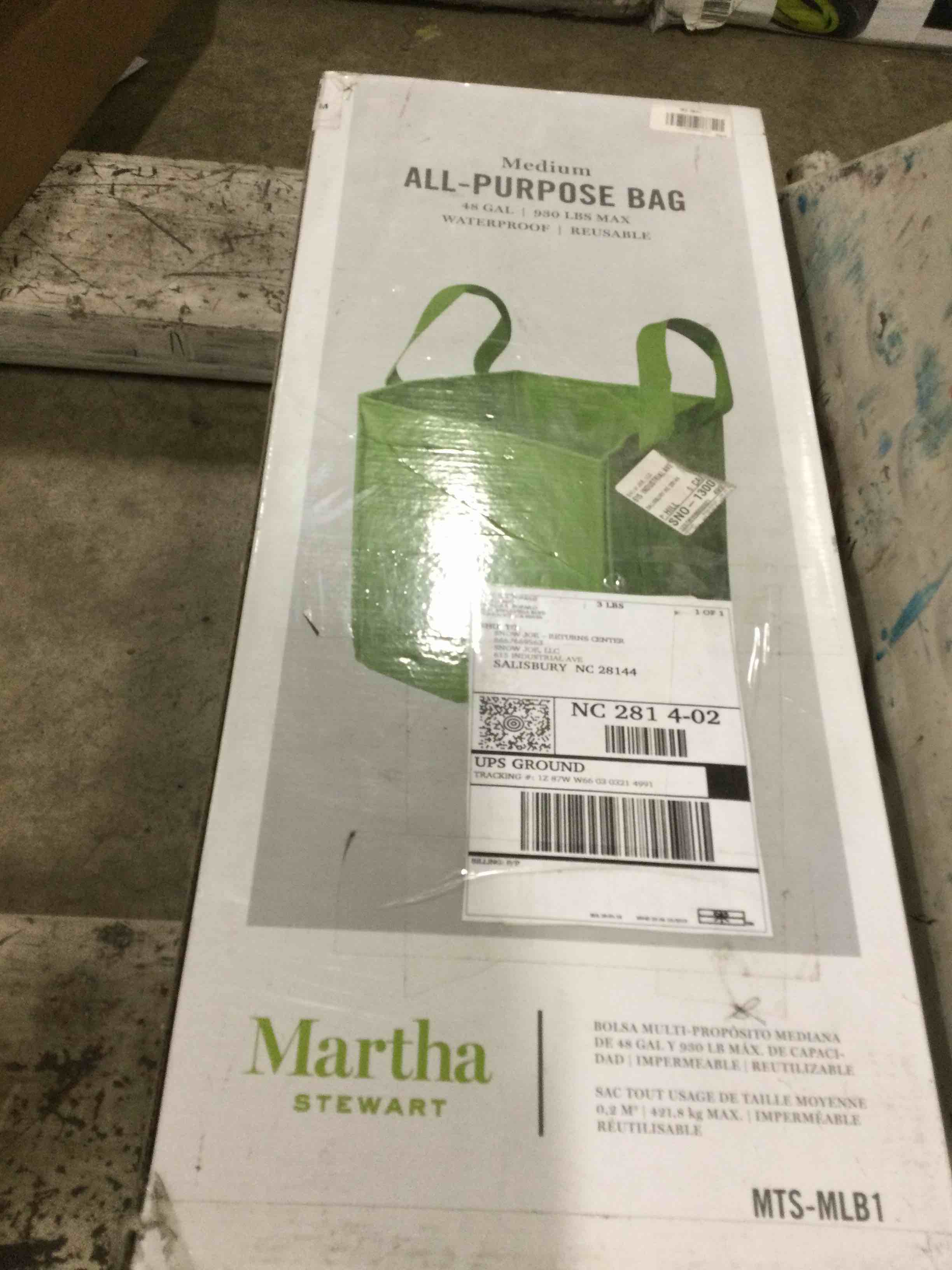 https://s3.amazonaws.com/lotting-images-prod/bidfta/RED4986838_1690996444951.jpeg