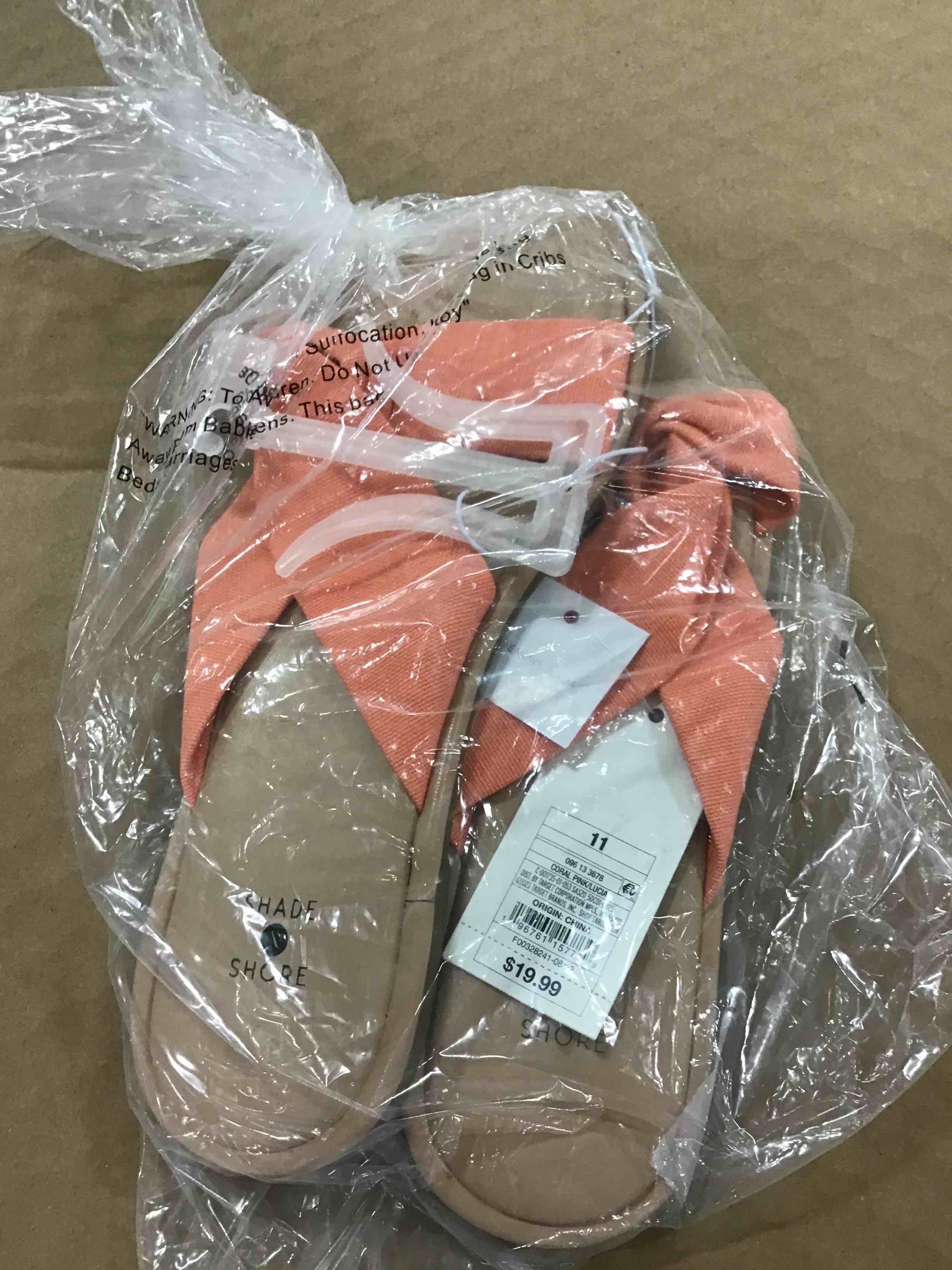 https://s3.amazonaws.com/lotting-images-prod/bidfta/RED4987579_1691006750831.jpeg