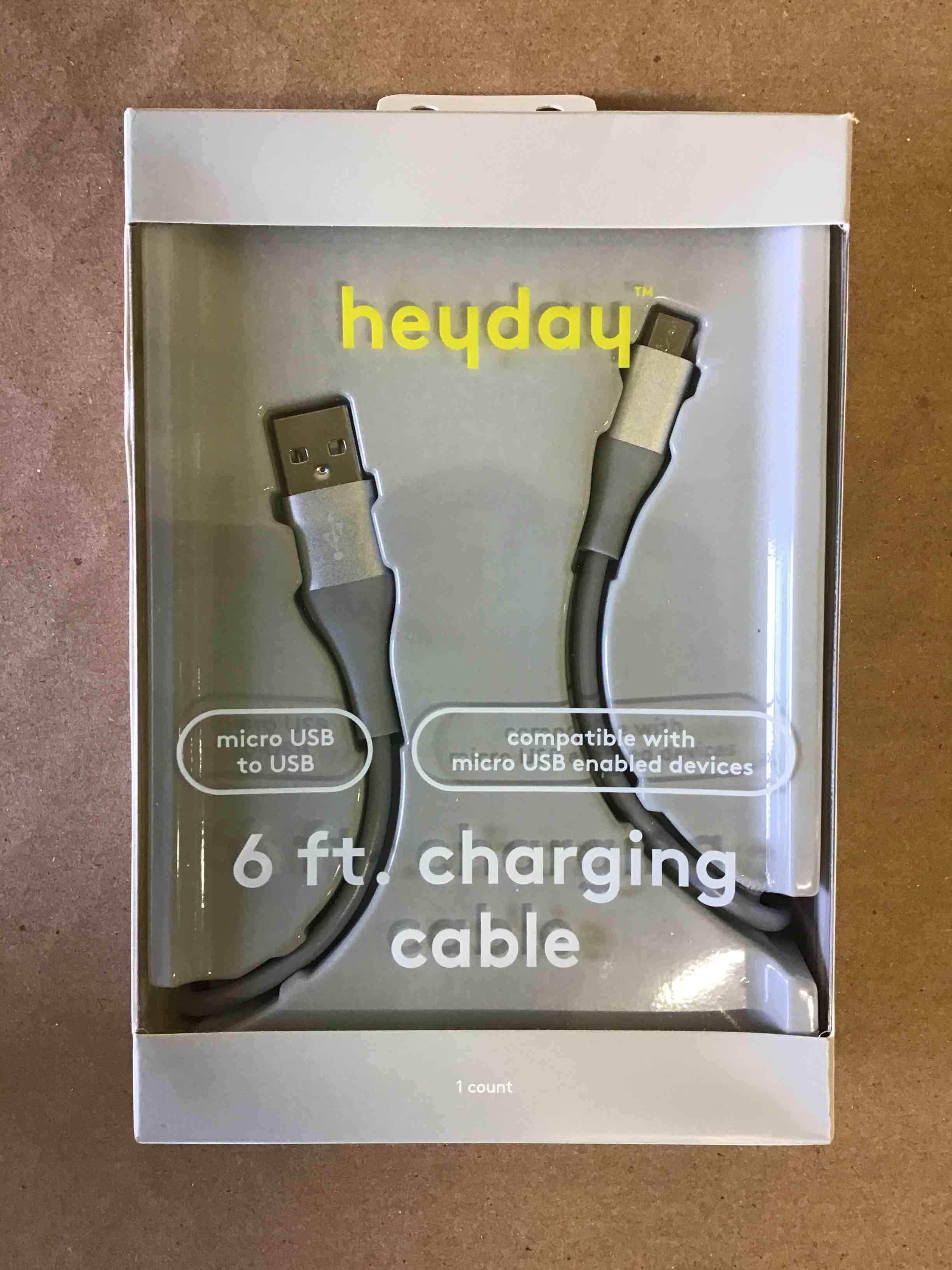 https://s3.amazonaws.com/lotting-images-prod/bidfta/RED4987671_1691077048013.jpeg