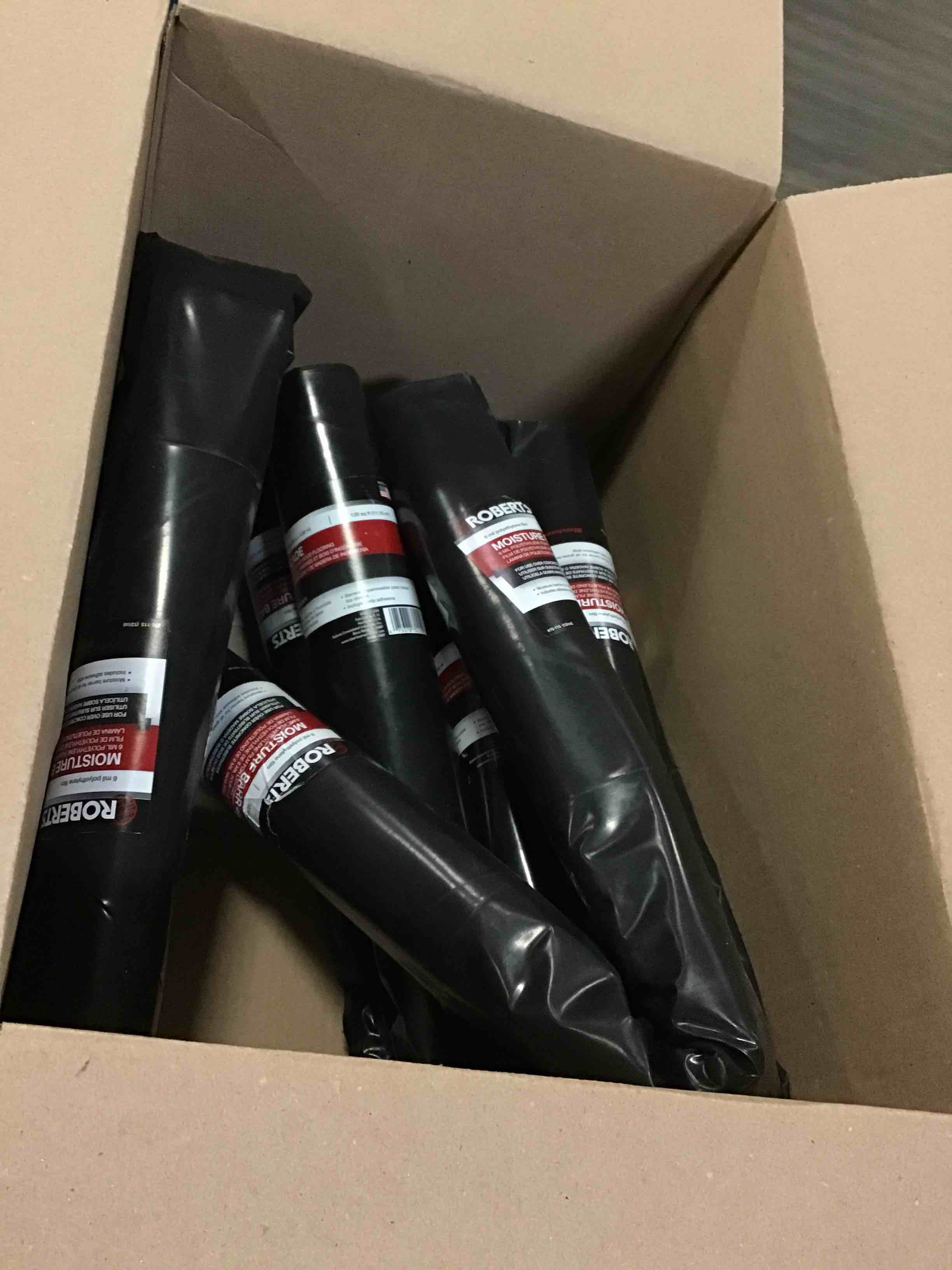 https://s3.amazonaws.com/lotting-images-prod/bidfta/RED4994456_1684931802280.jpeg