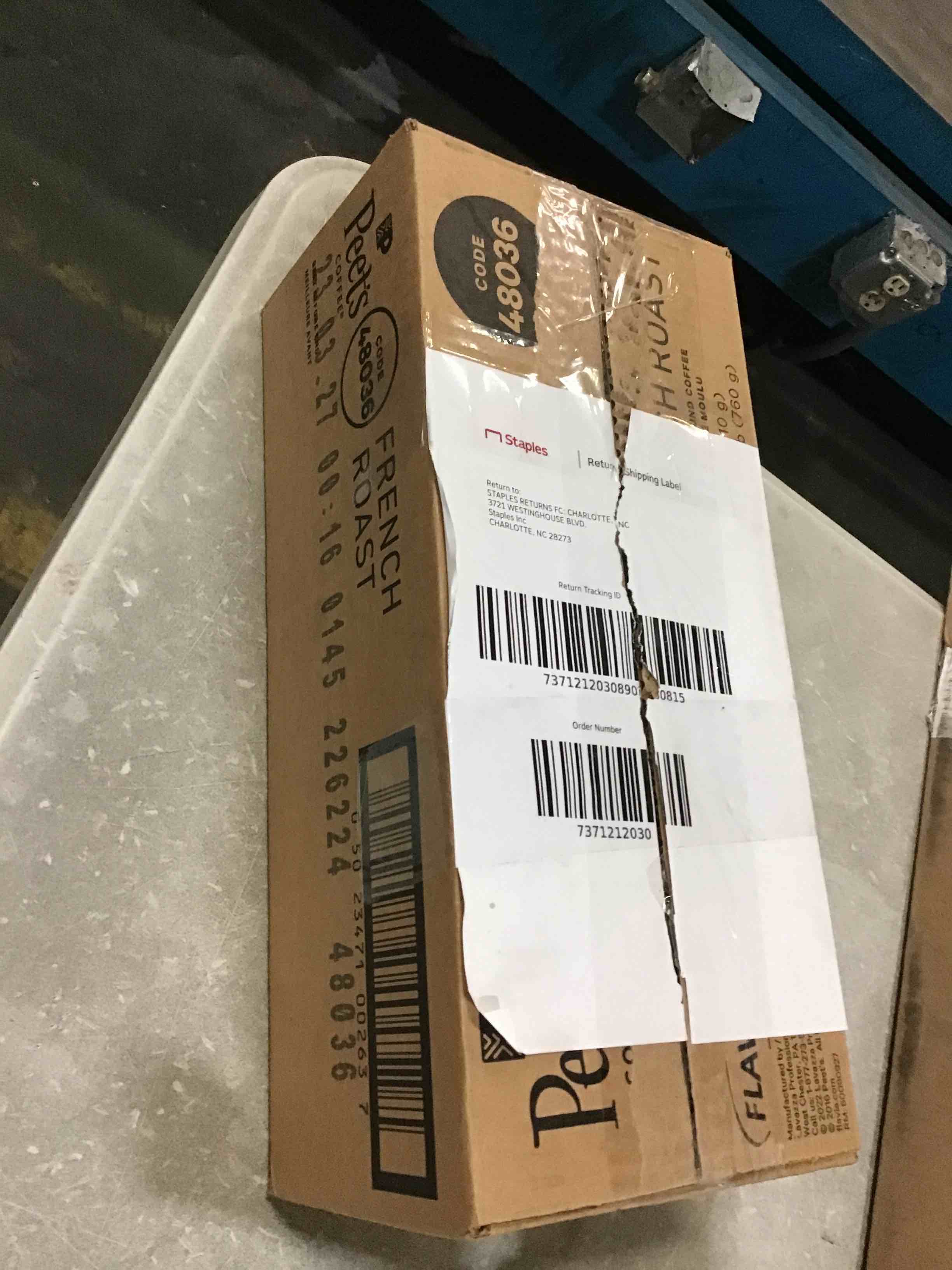 https://s3.amazonaws.com/lotting-images-prod/bidfta/RED4995075_1685448697791.jpeg