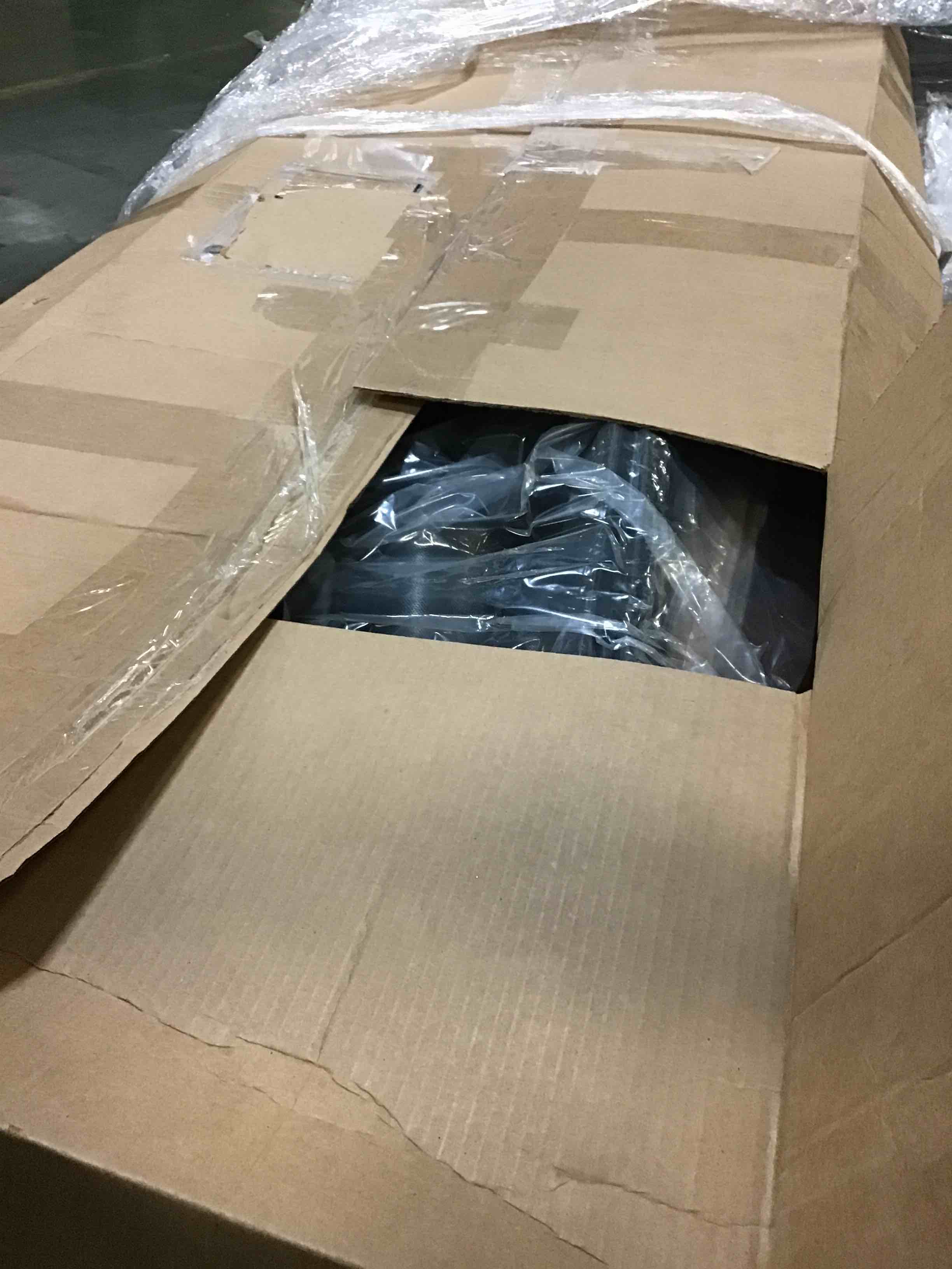 https://s3.amazonaws.com/lotting-images-prod/bidfta/RED4995146_1685458291450.jpeg