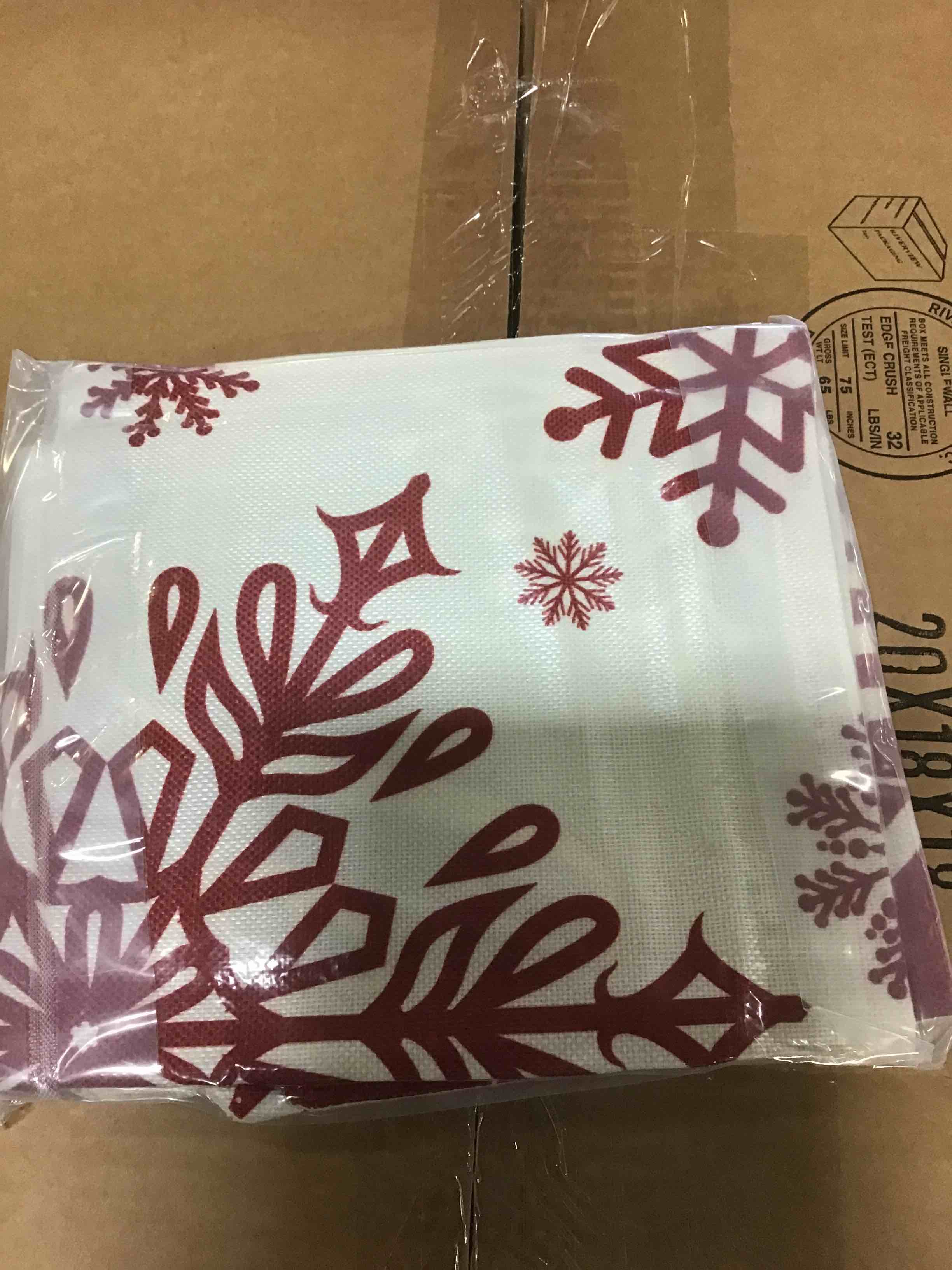 https://s3.amazonaws.com/lotting-images-prod/bidfta/RED4996098_1685118961771.jpeg