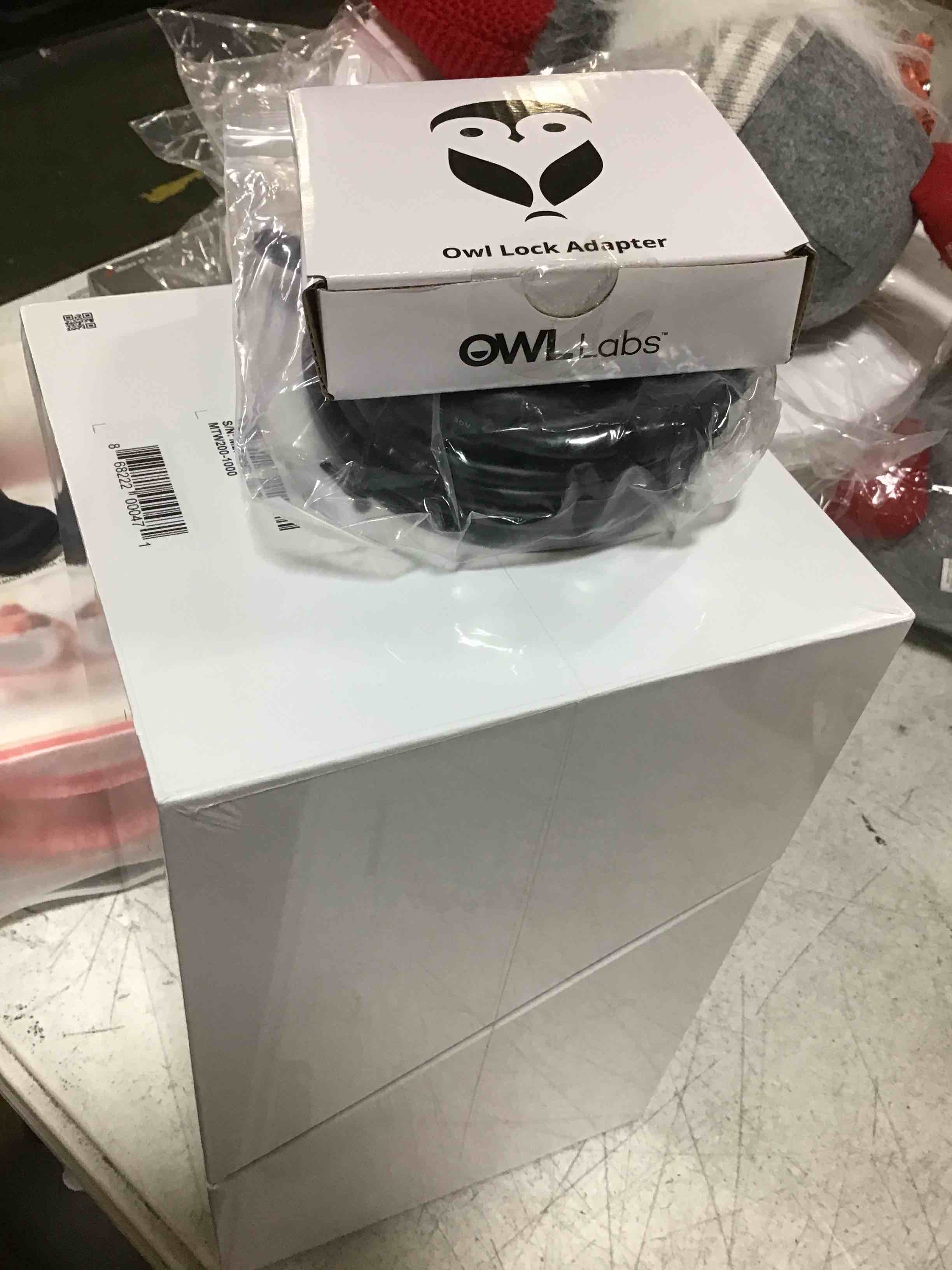 https://s3.amazonaws.com/lotting-images-prod/bidfta/RED4996924_1685635343367.jpeg