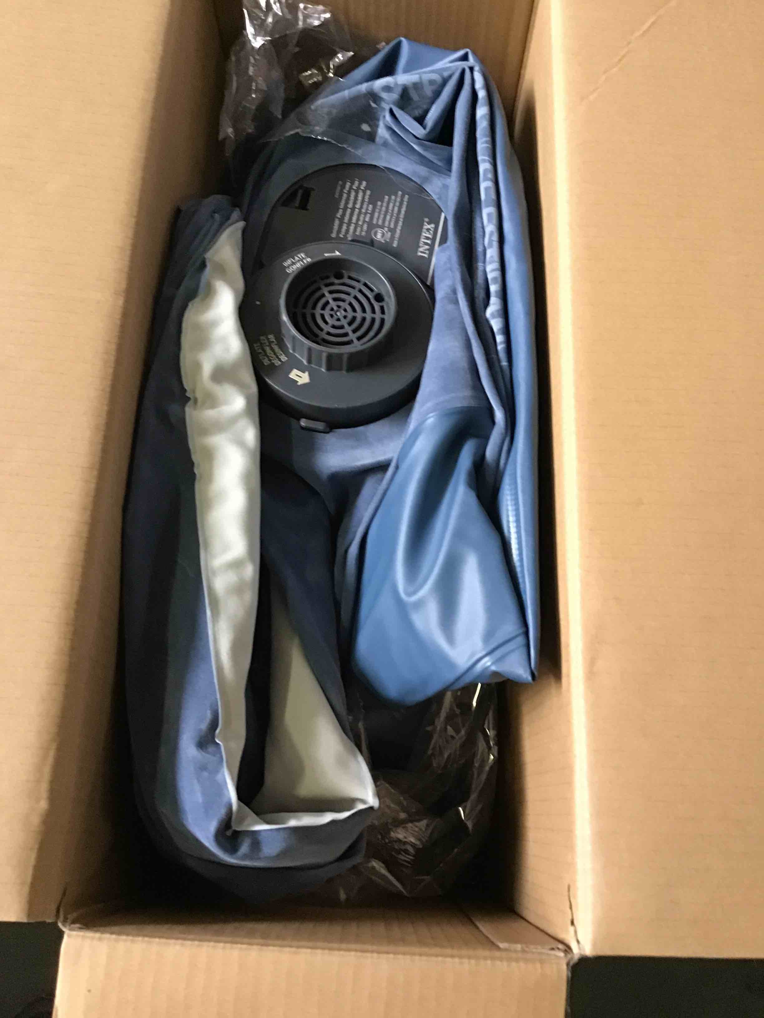 https://s3.amazonaws.com/lotting-images-prod/bidfta/RED5001605_1691435682059.jpeg