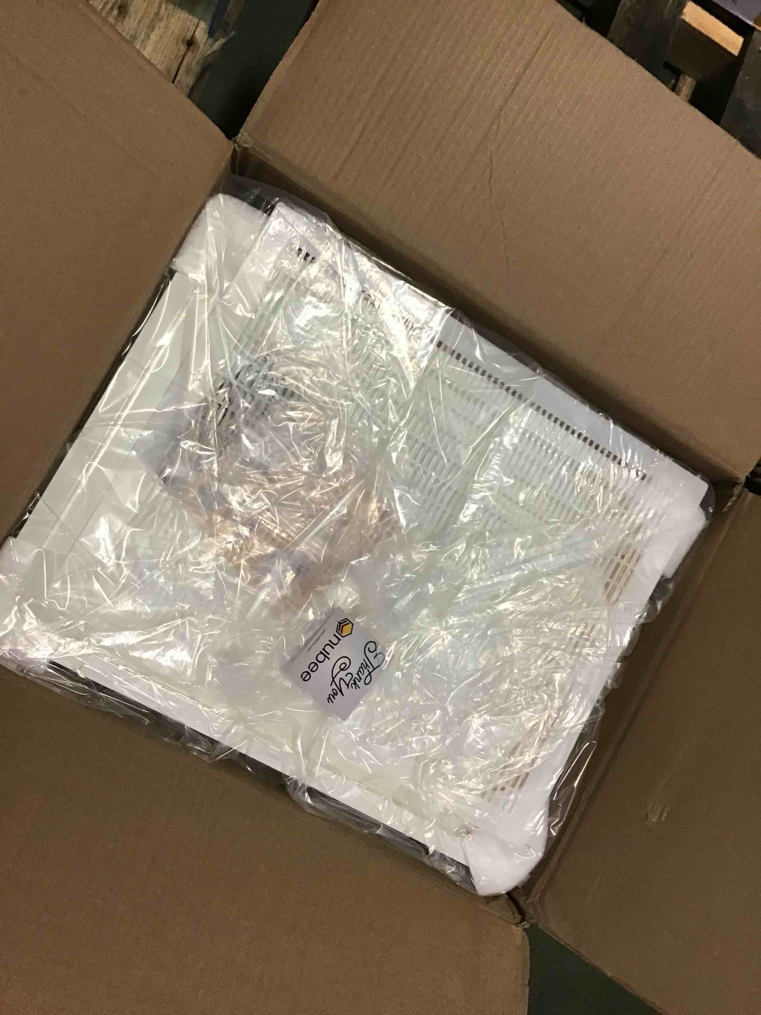 https://s3.amazonaws.com/lotting-images-prod/bidfta/RED5001656_1691497366877.jpeg