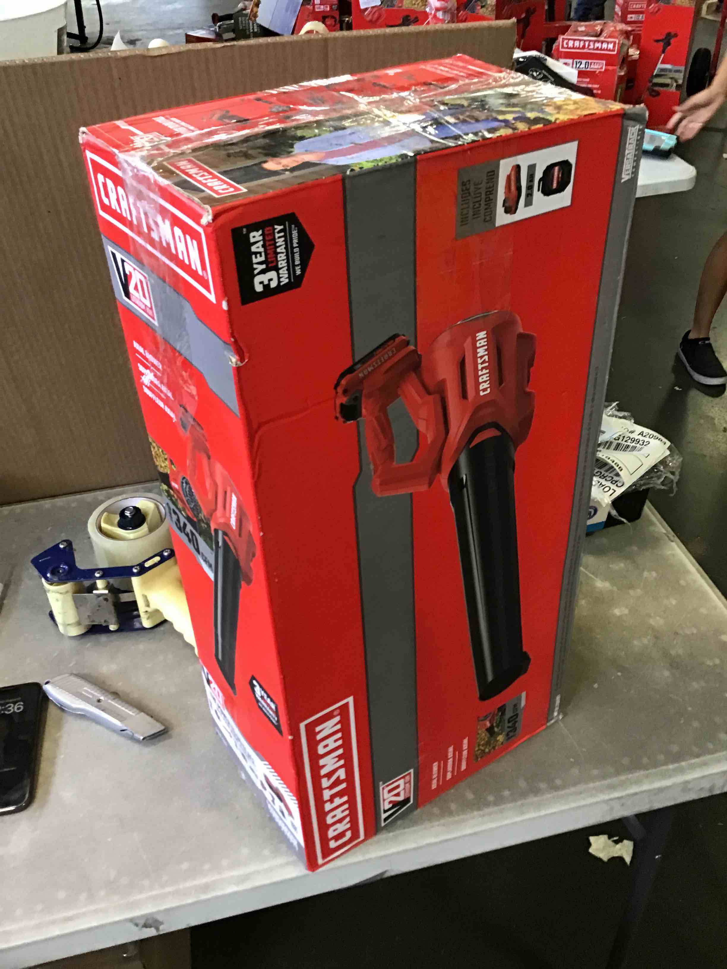 https://s3.amazonaws.com/lotting-images-prod/bidfta/RED5001702_1691512599713.jpeg