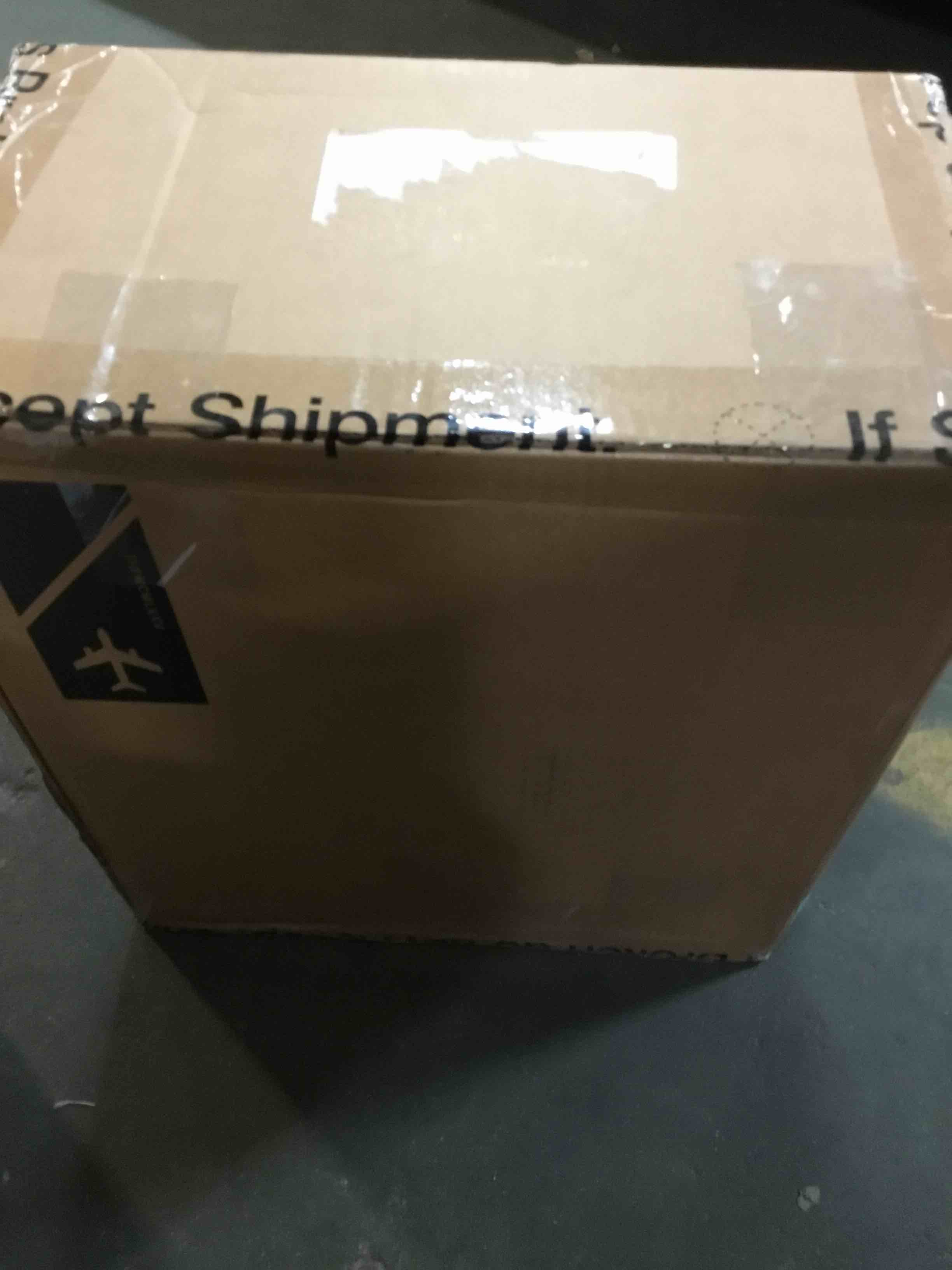 https://s3.amazonaws.com/lotting-images-prod/bidfta/RED5004750_1687459587931.jpeg