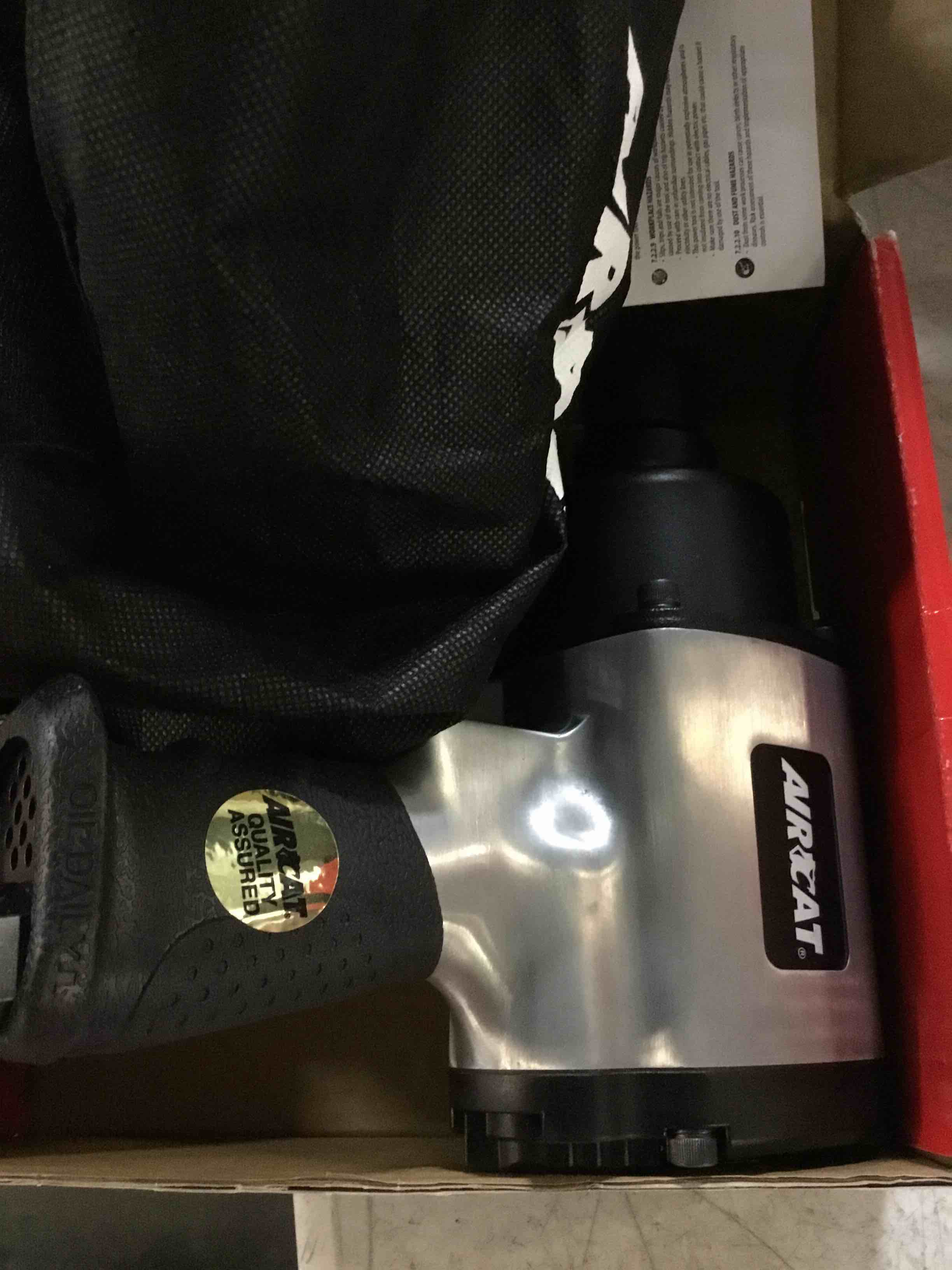 https://s3.amazonaws.com/lotting-images-prod/bidfta/RED5004885_1687534441060.jpeg
